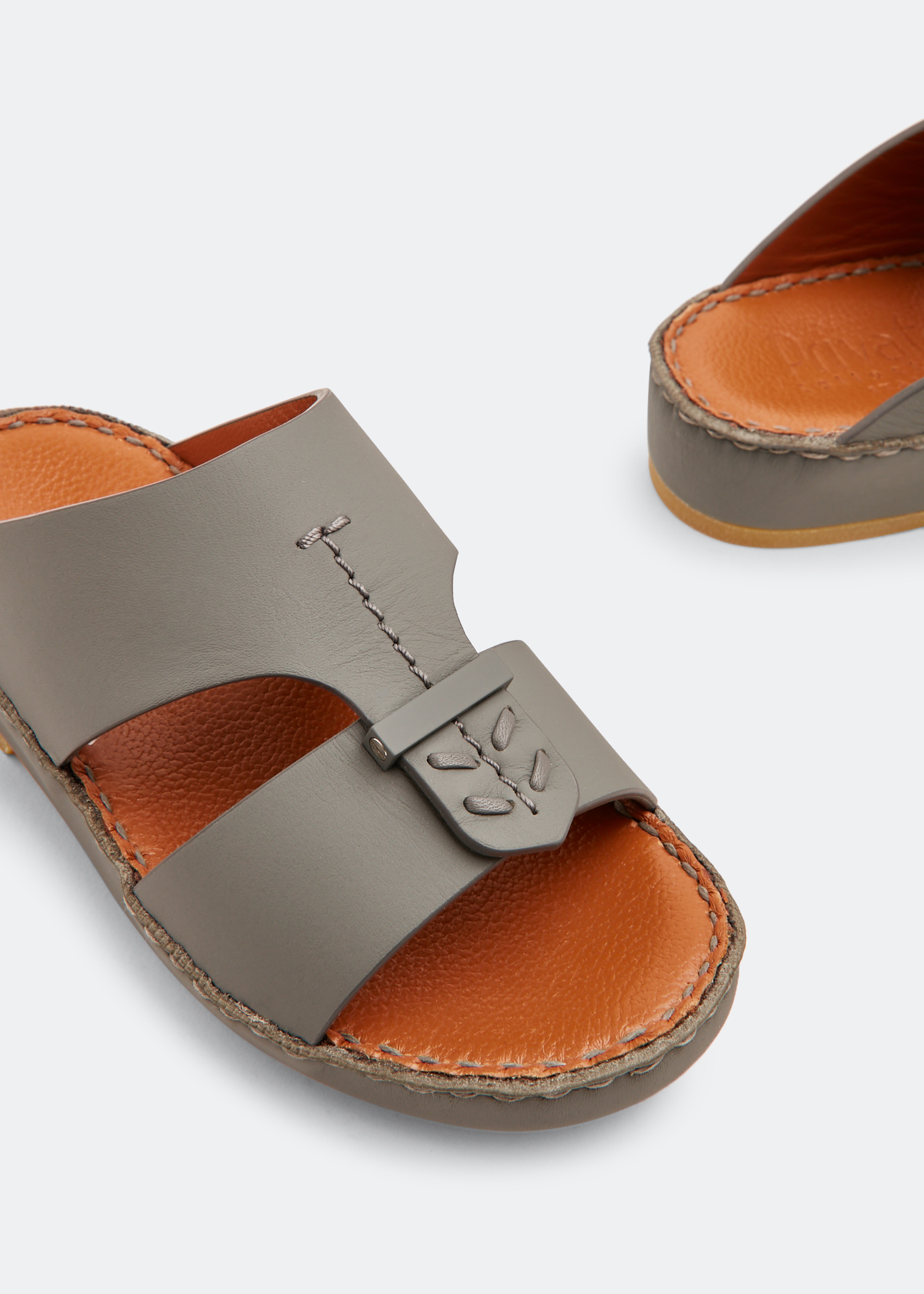 

Baguettes sandals, Grey