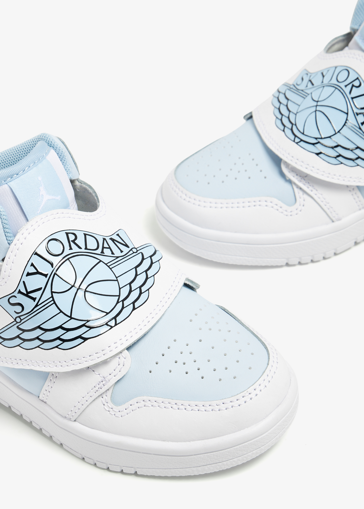 

Sky Jordan 1 sneakers, White