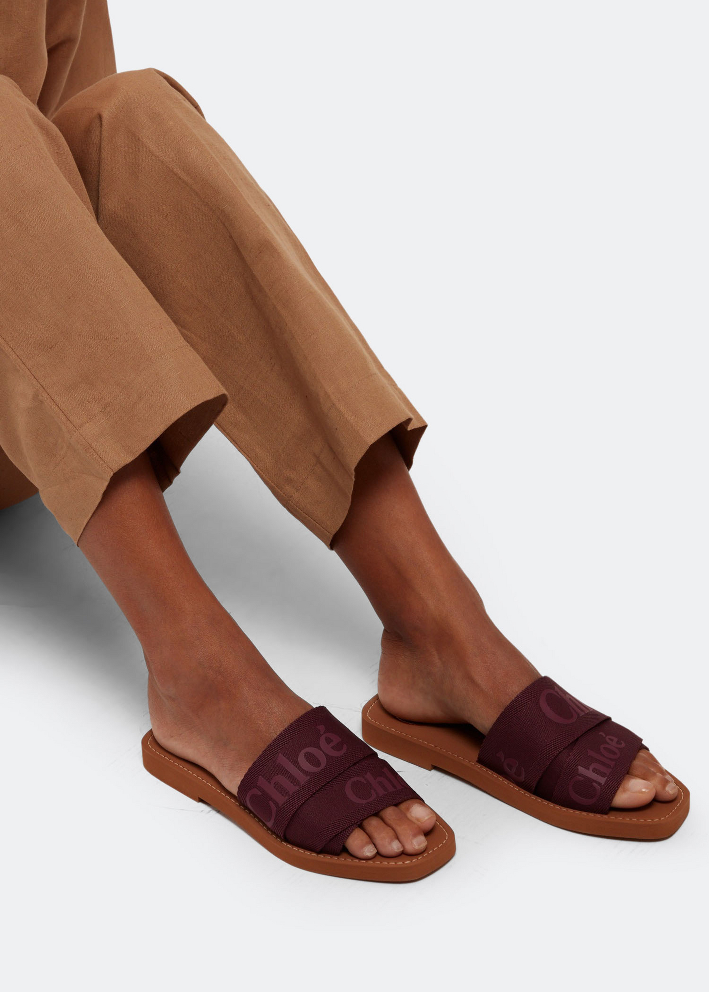 

Woody flat sandals, Burgundy