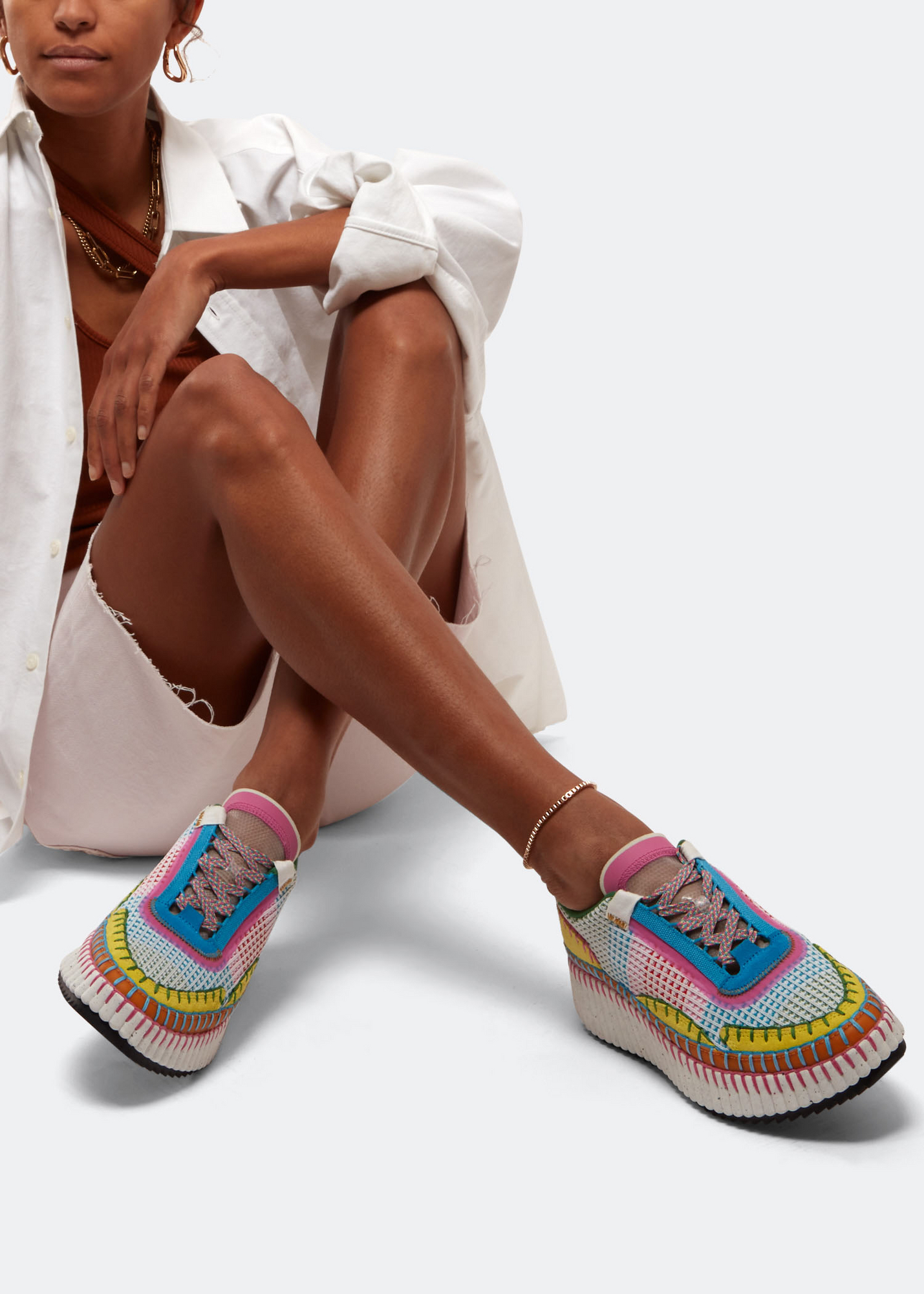 

Nama sneakers, Multicolored