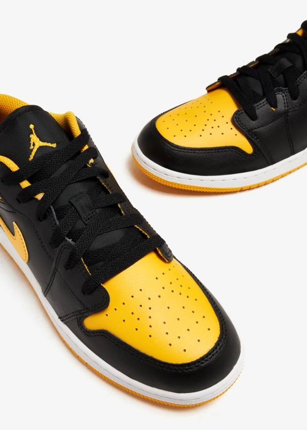 Jordan 1 low yellow ochre hotsell