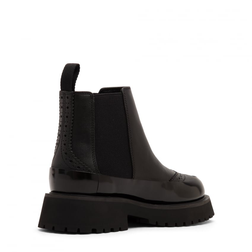 Burberry Chelsea leather boots for Unisex - Black in Kuwait | Level Shoes