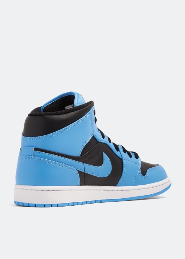 Nike Air Jordan 1 Mid 'University Blue' sneakers for Men - Blue in Kuwait |  Level Shoes