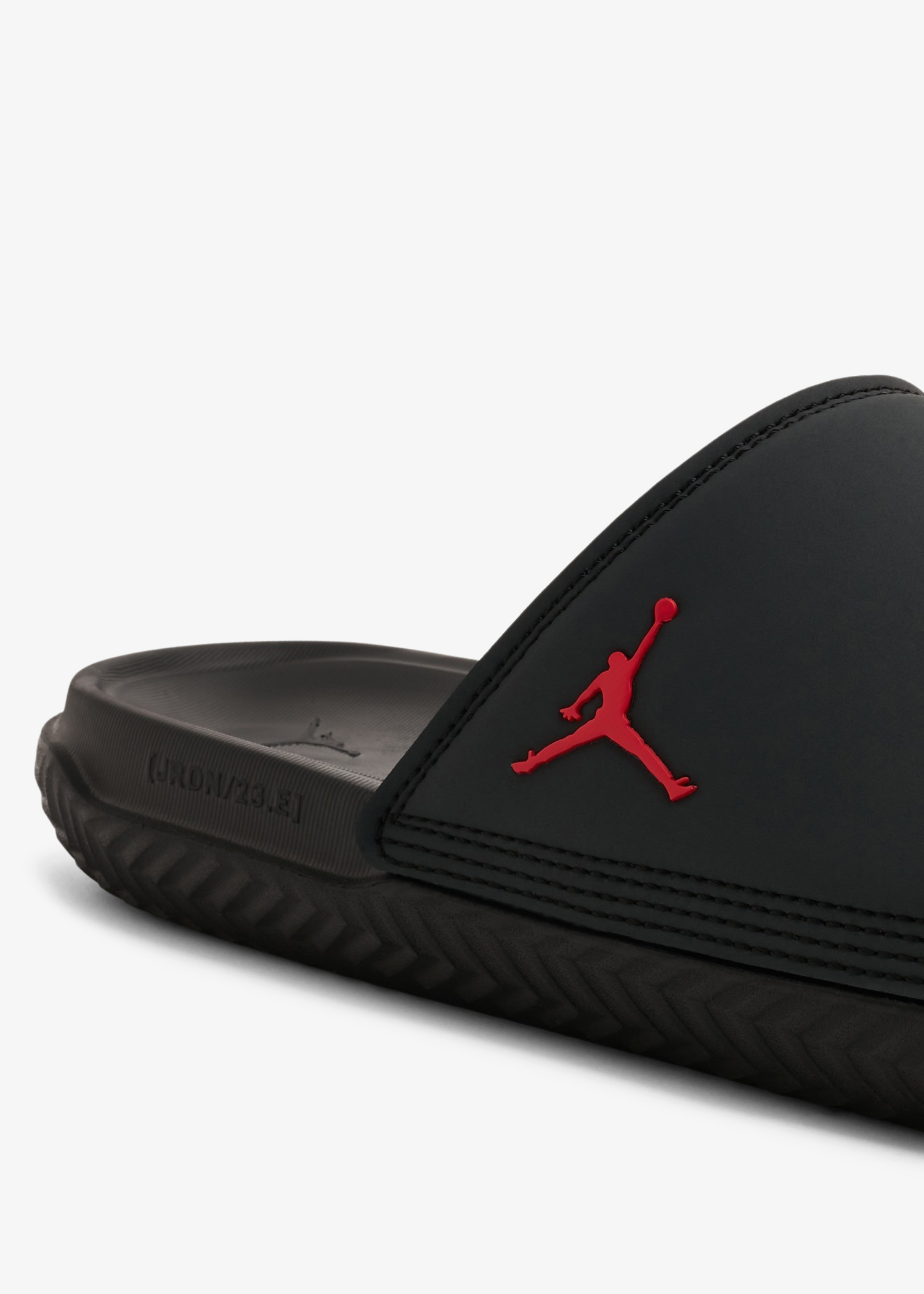 

Jordan Play slides, Black