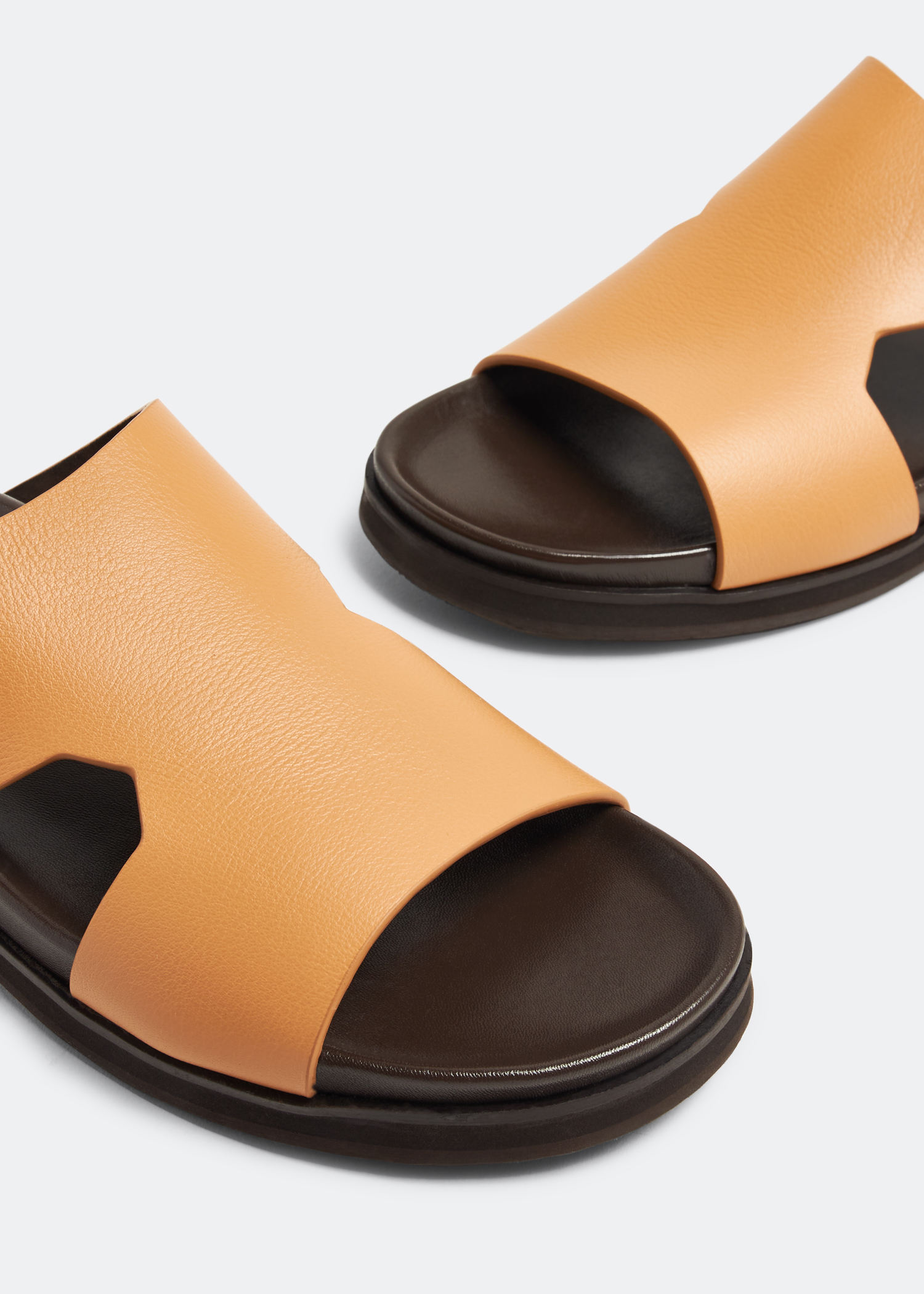 

Amorti Arca sandals, Brown
