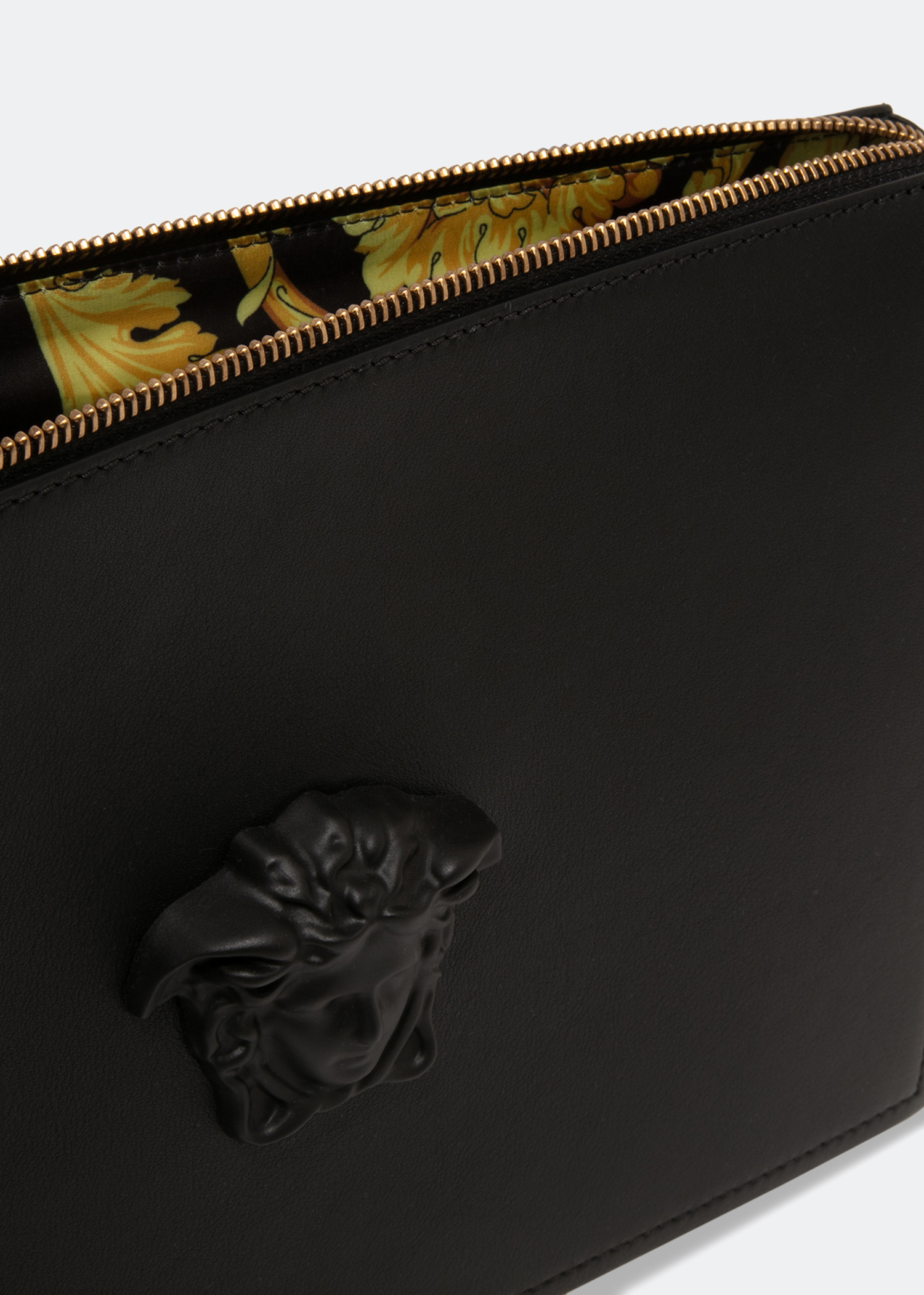

La Medusa large pouch, Black