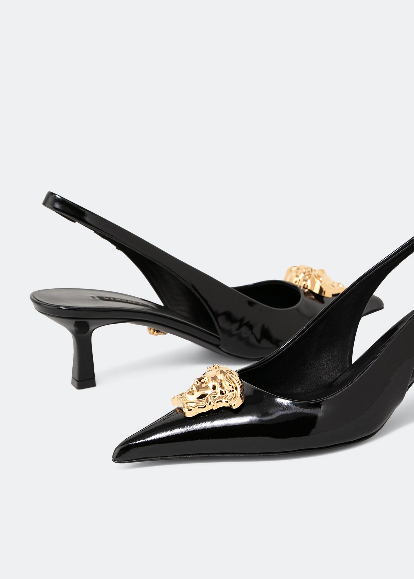 

La Medusa sling-back pumps, Black