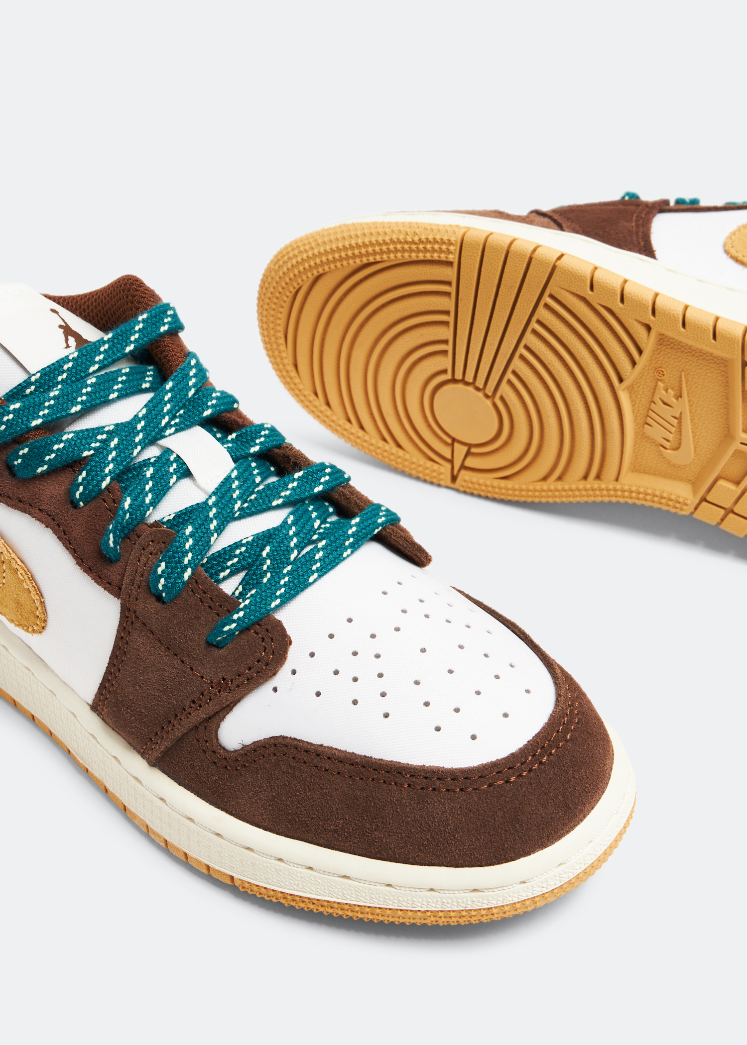 

Air Jordan 1 Low 'Cacao Wow' sneakers, Brown