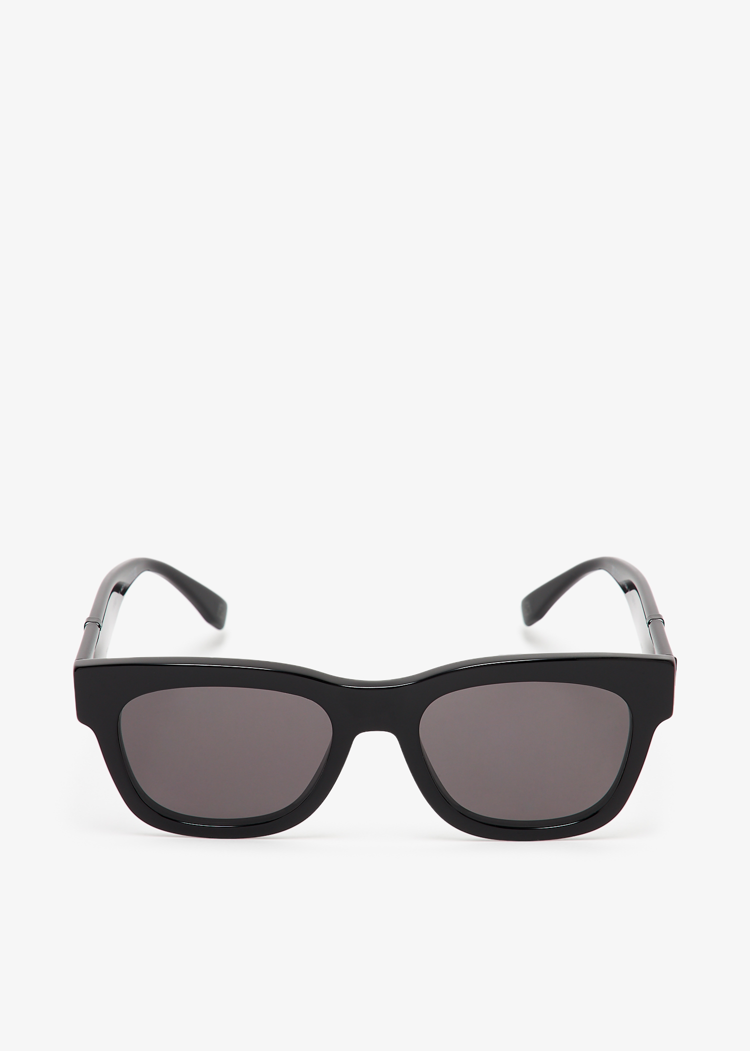 

Fendi Diagonal square sunglasses, Black