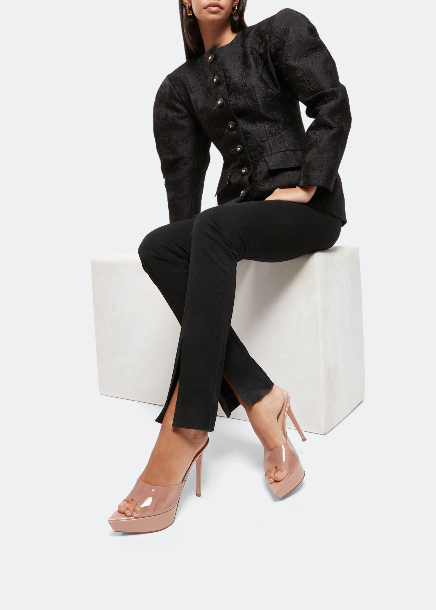 

Betty mules, Beige