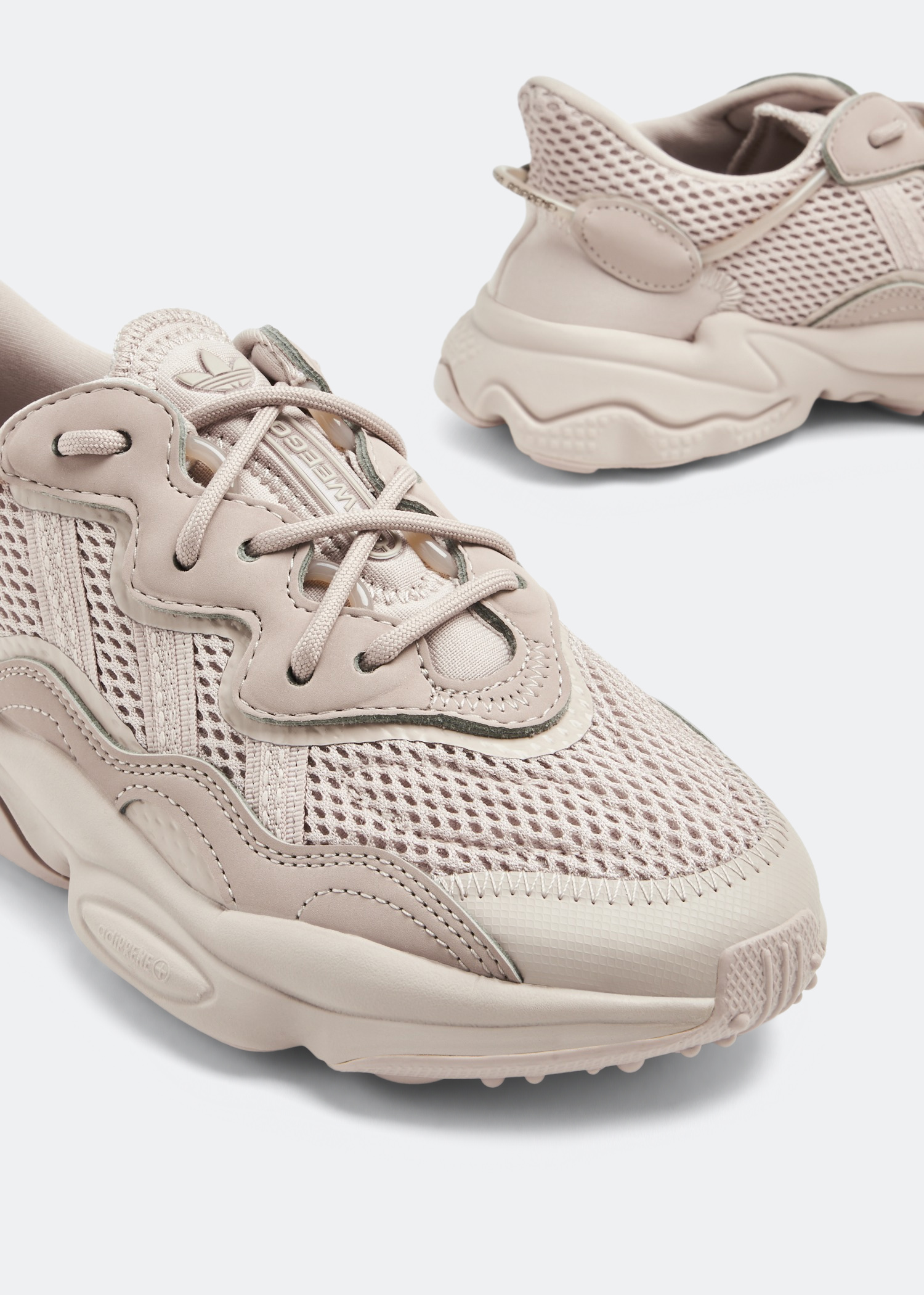 

Ozweego sneakers, Beige