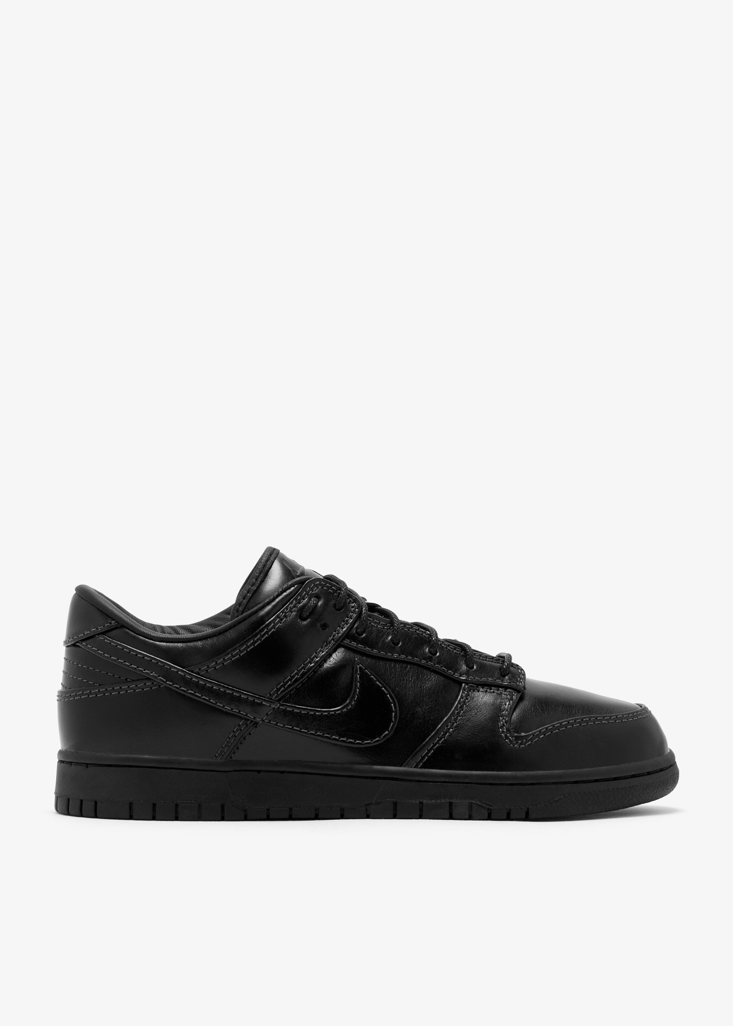 

Dunk Low Retro PRM sneakers, Black