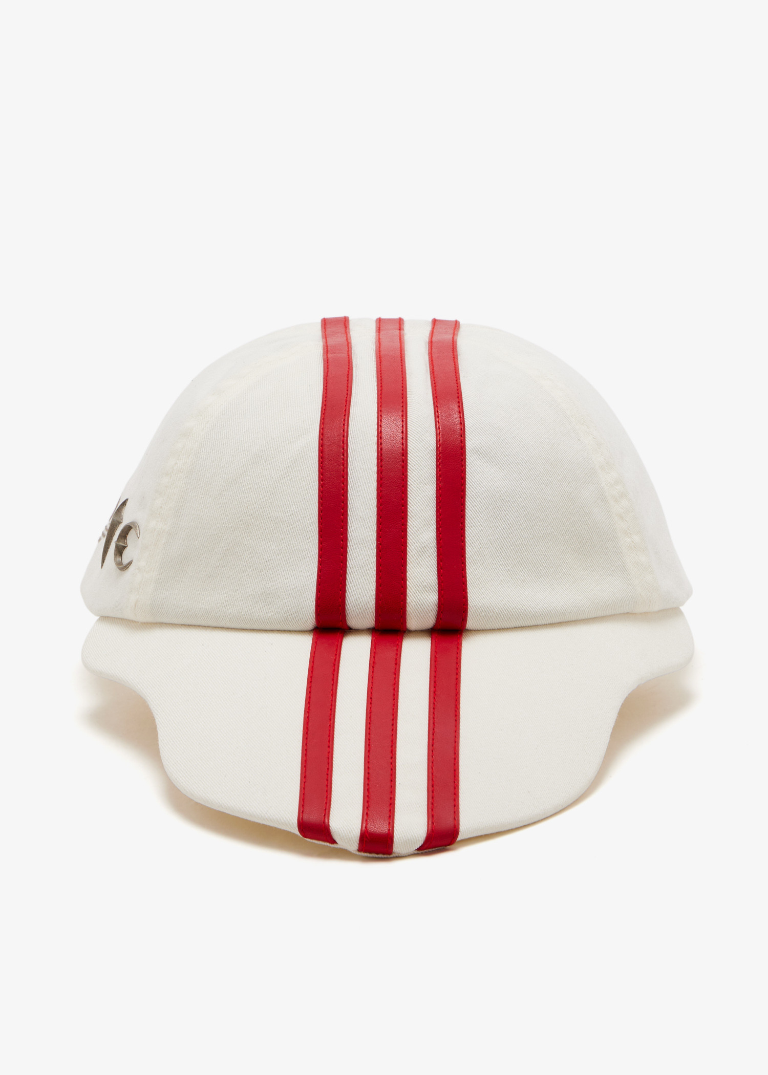

x Thug Club Sword cap, White