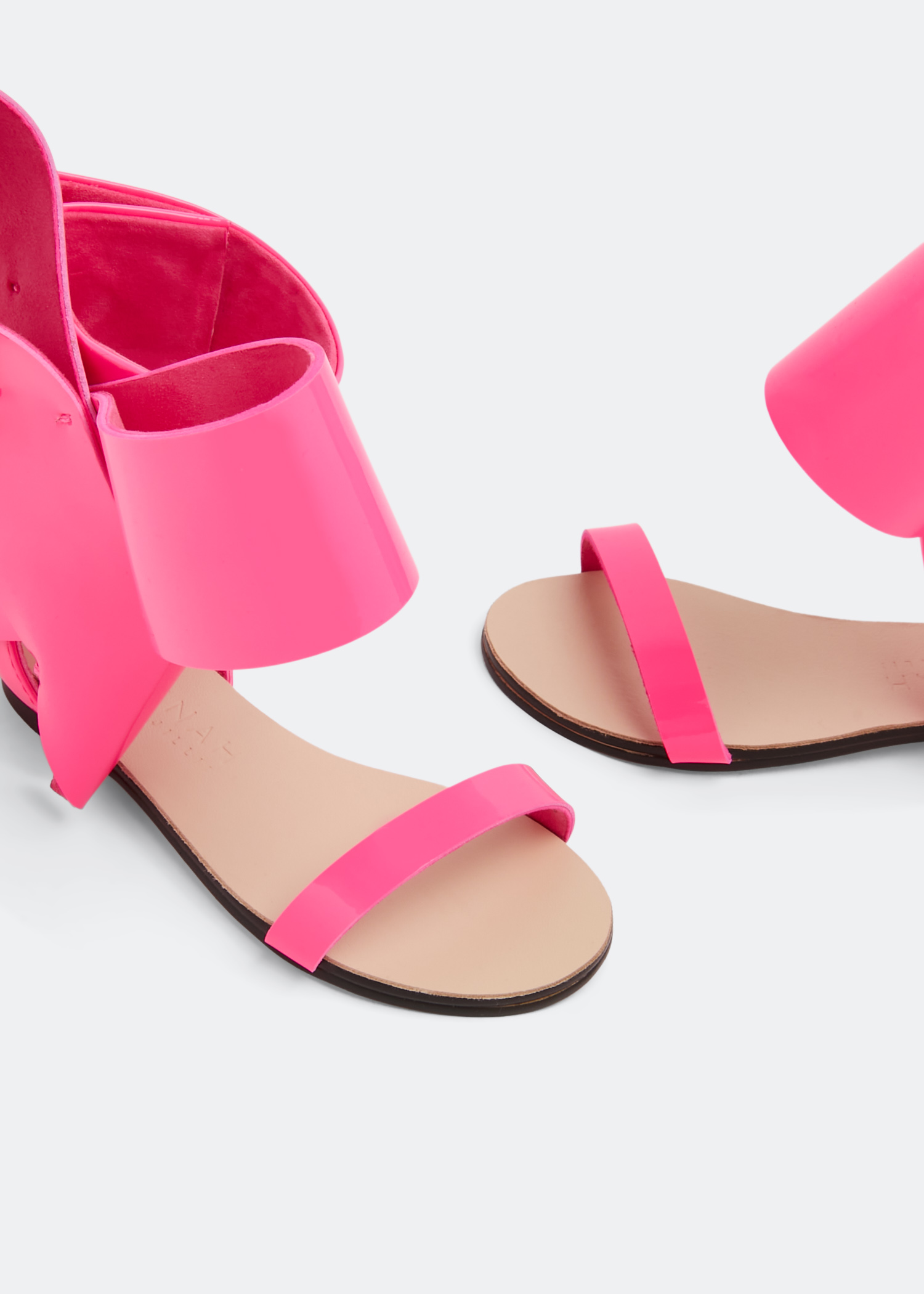 

Bow sandals, Pink