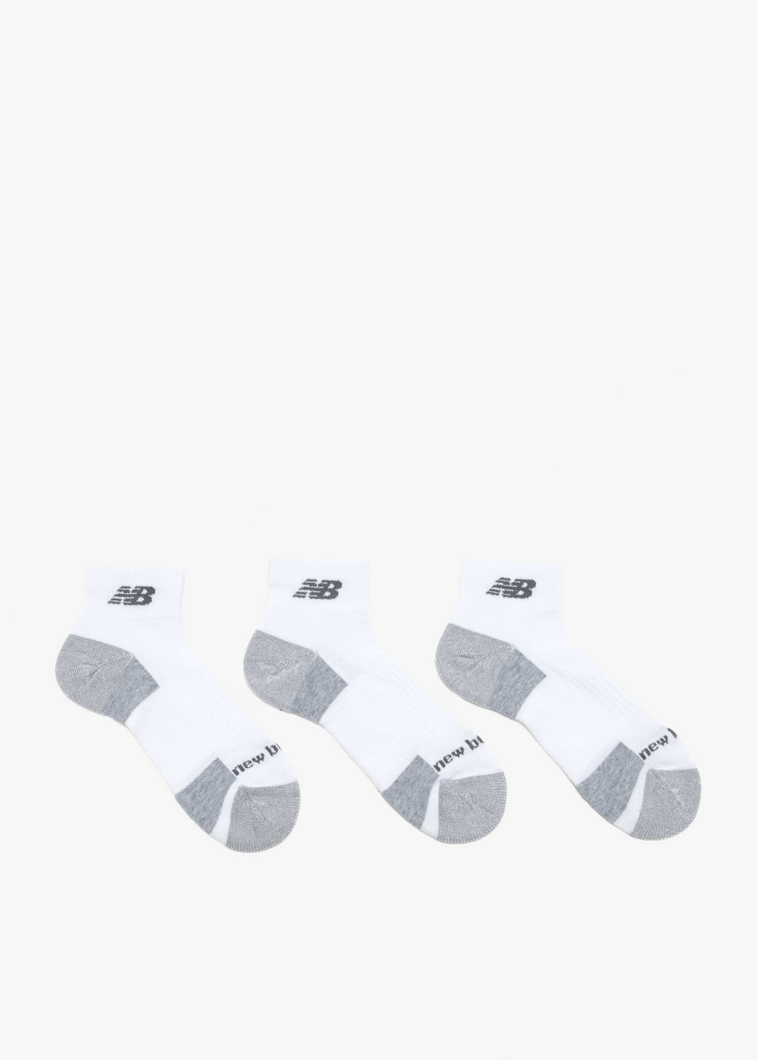 

Performance cushioned ankle socks, White