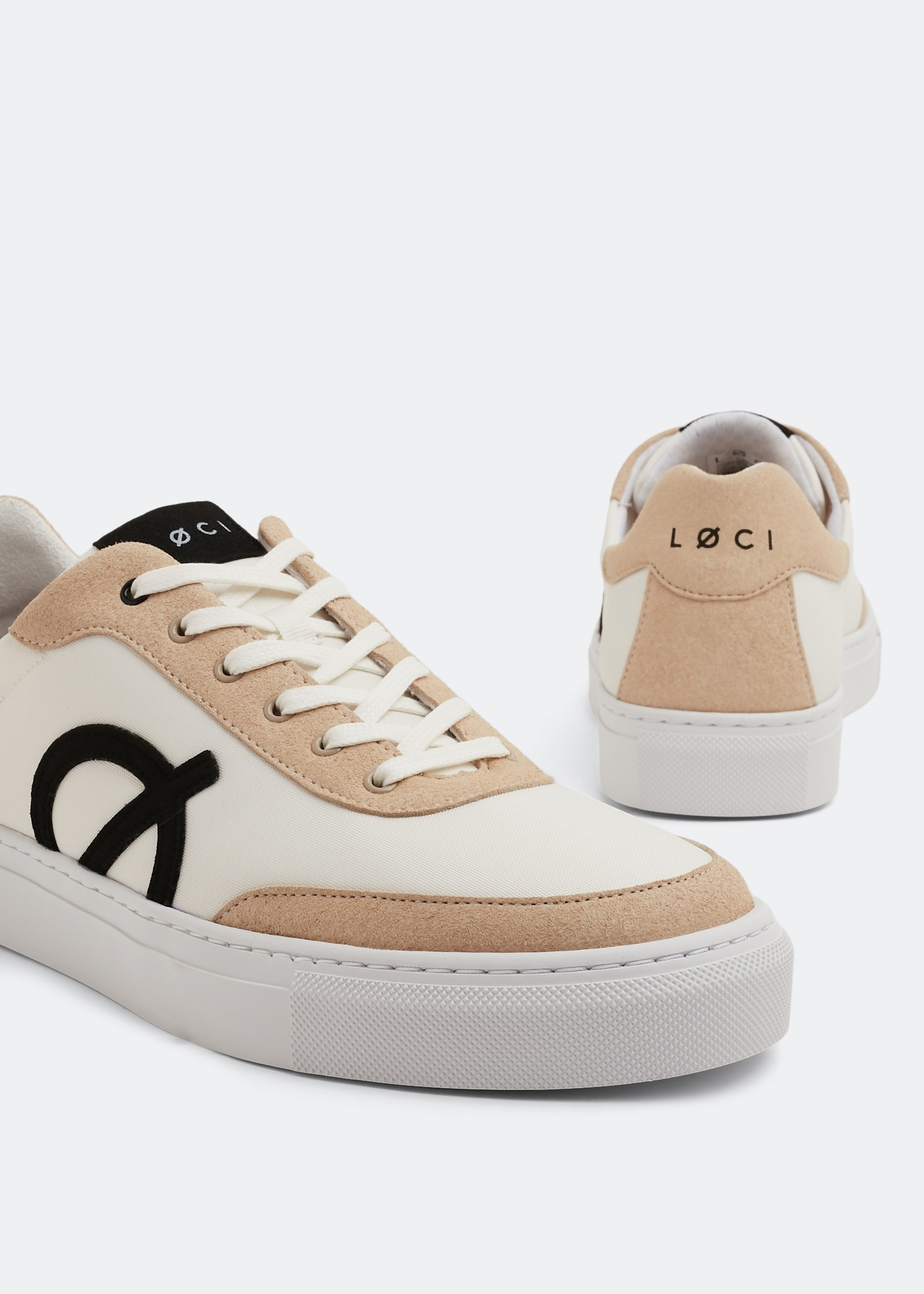 

Eight sneakers, White