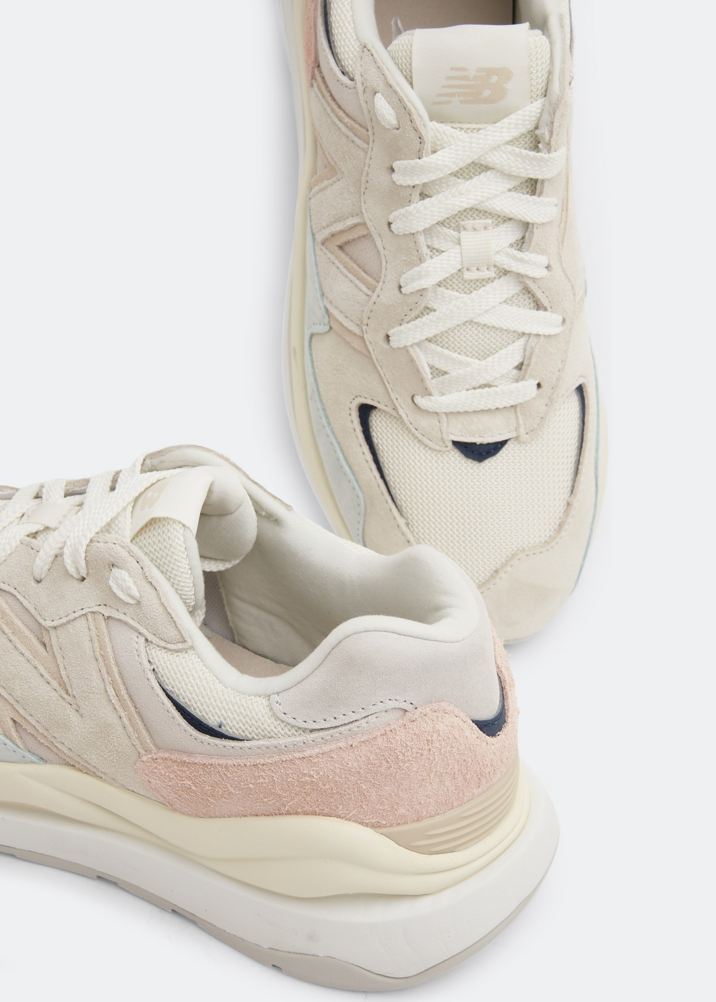 

5740 sneakers, Beige