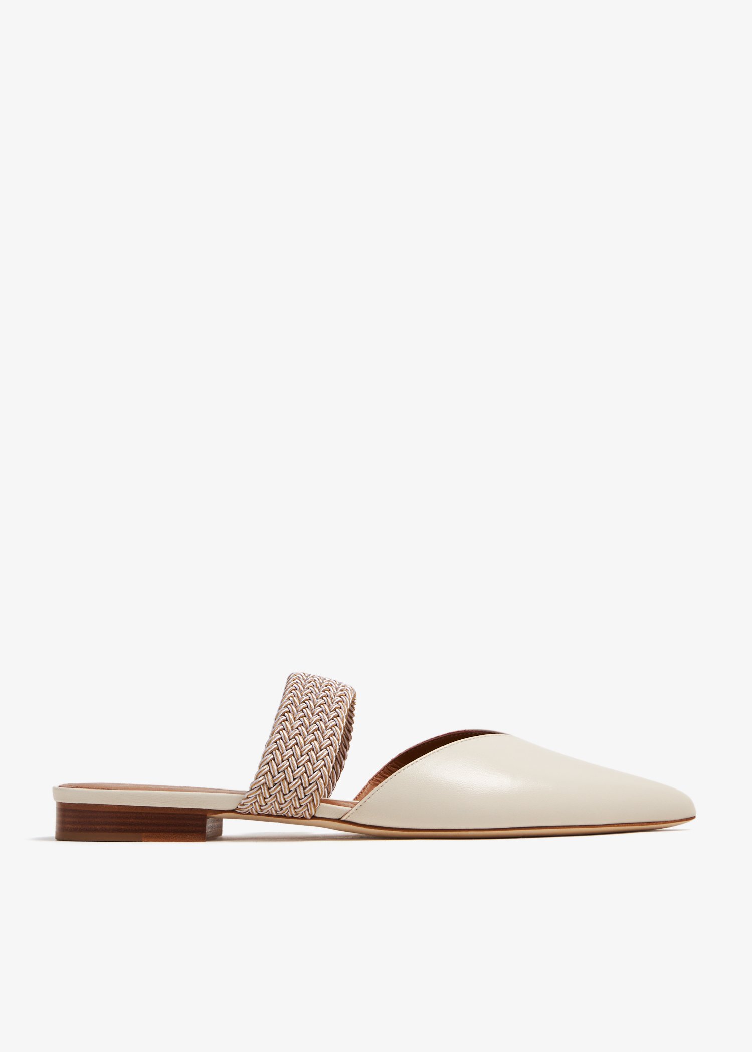 

Maisie flats, White