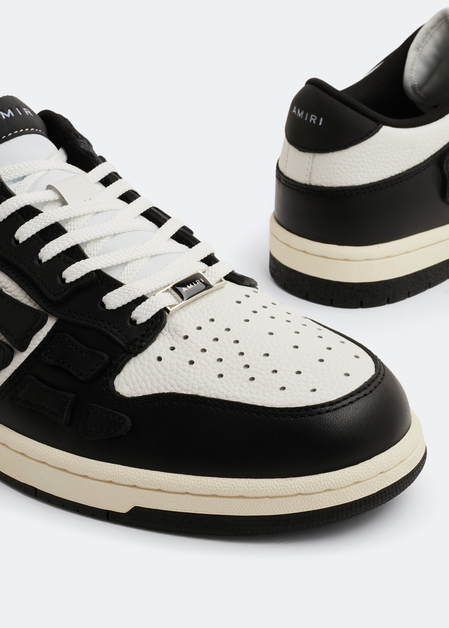 

Skel low-top sneakers, White
