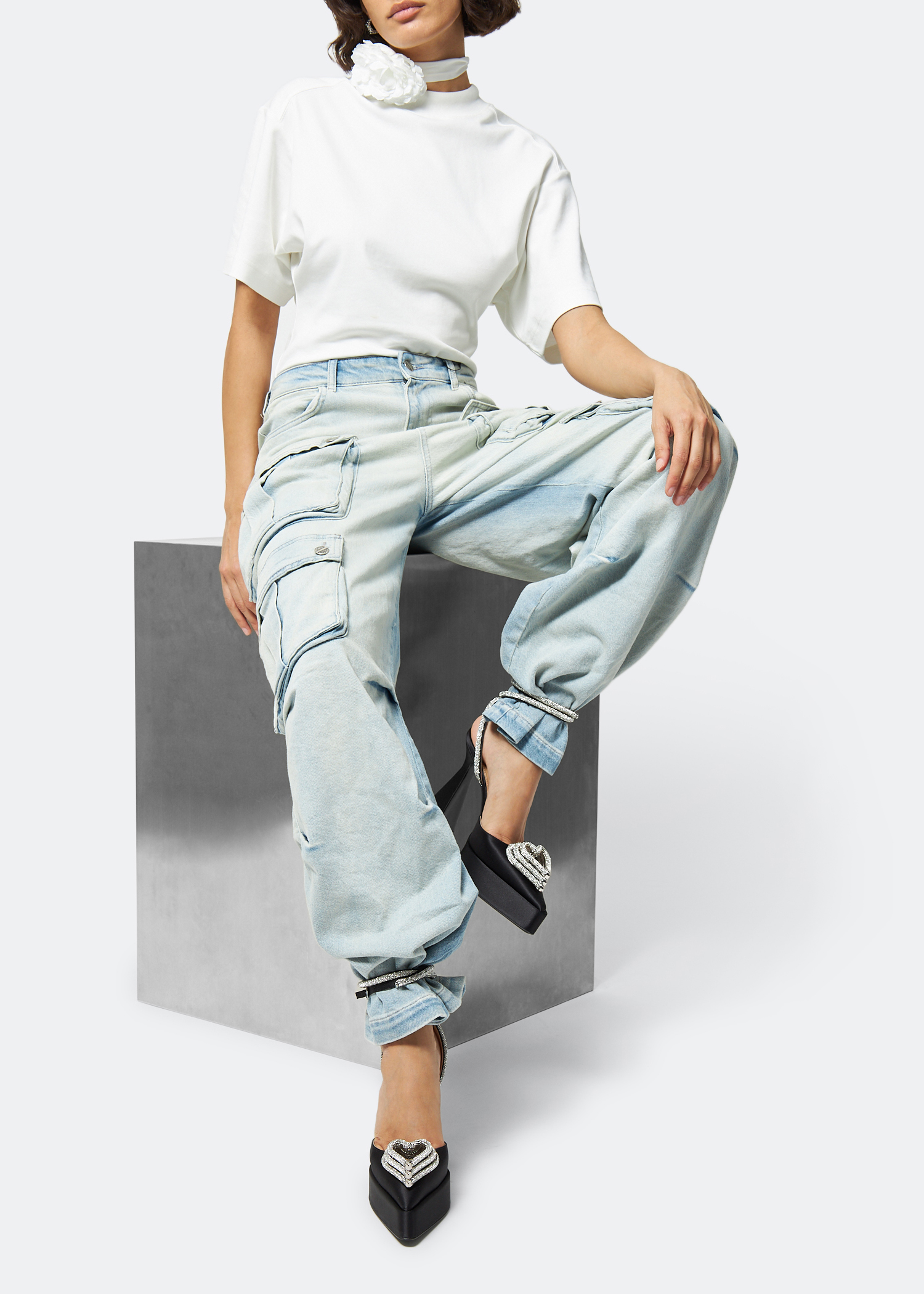 

Triple heart platform pumps, Black