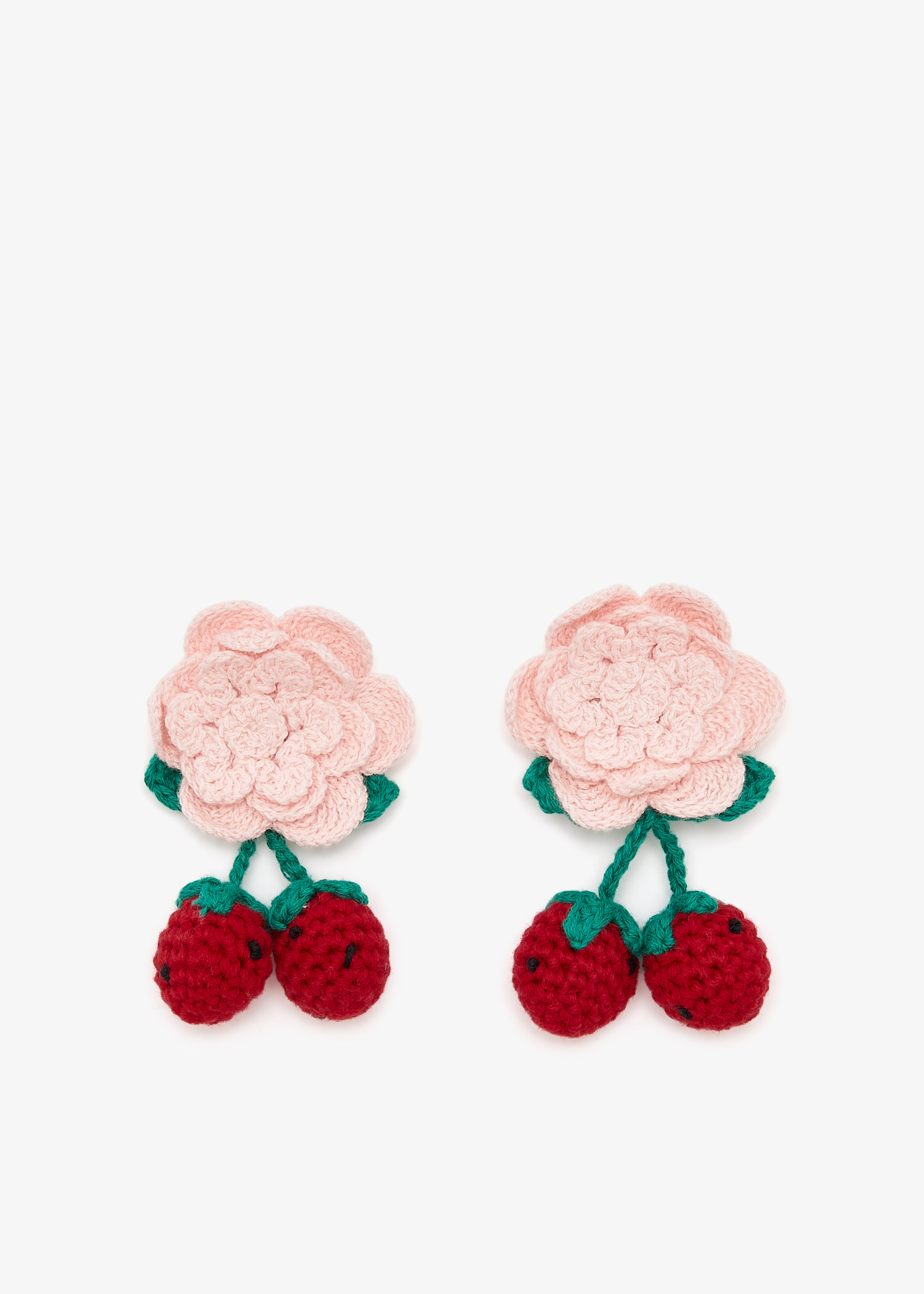 

Crochet flower & strawberry clips, Multicolored