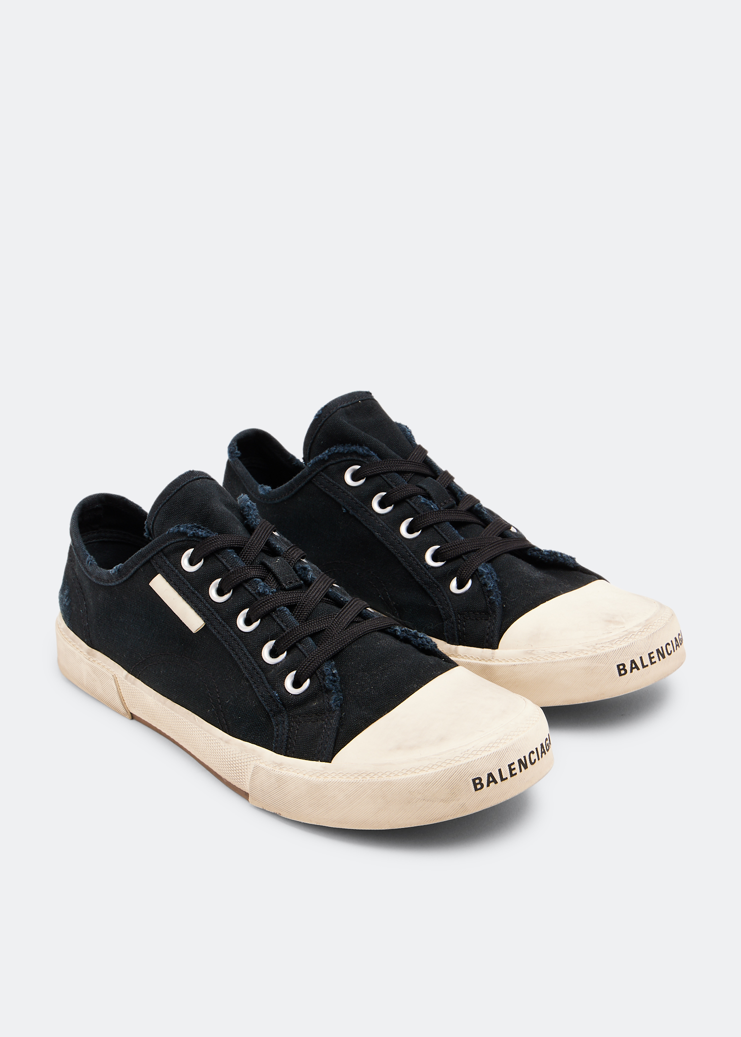 

Paris low-top sneakers, Black
