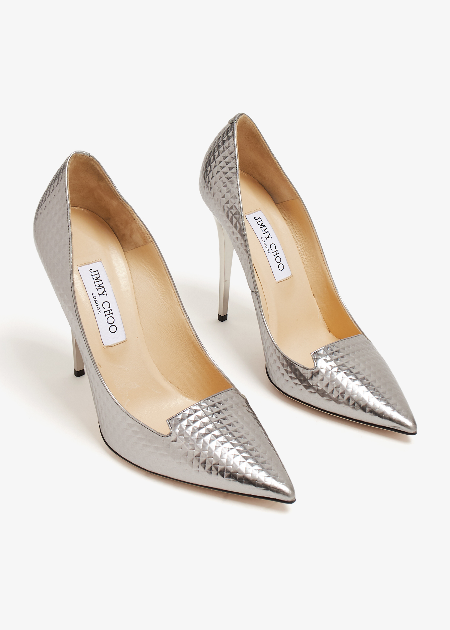 

Cubed pumps, Silver