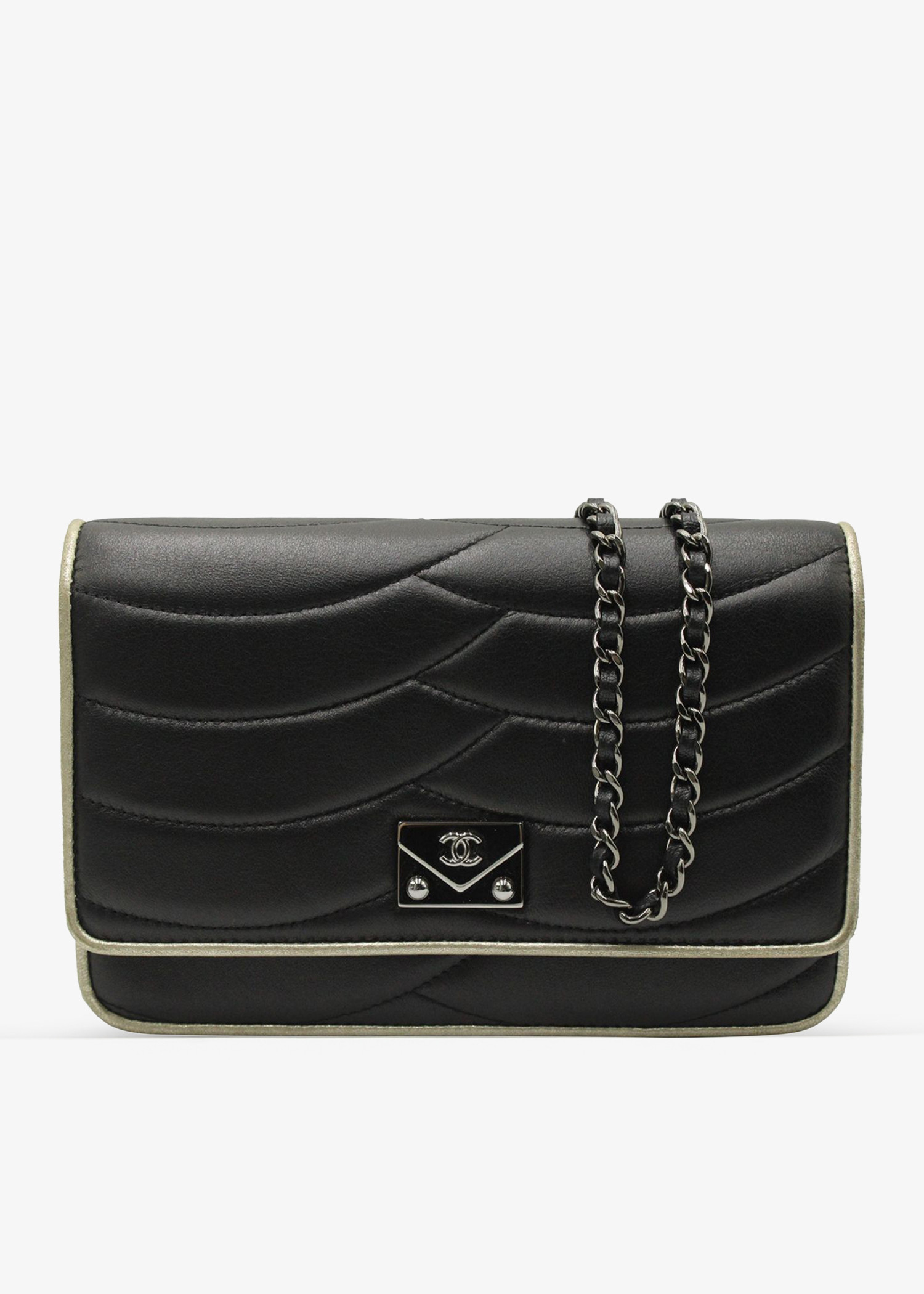 

Pagoda flap square mini bag, Black