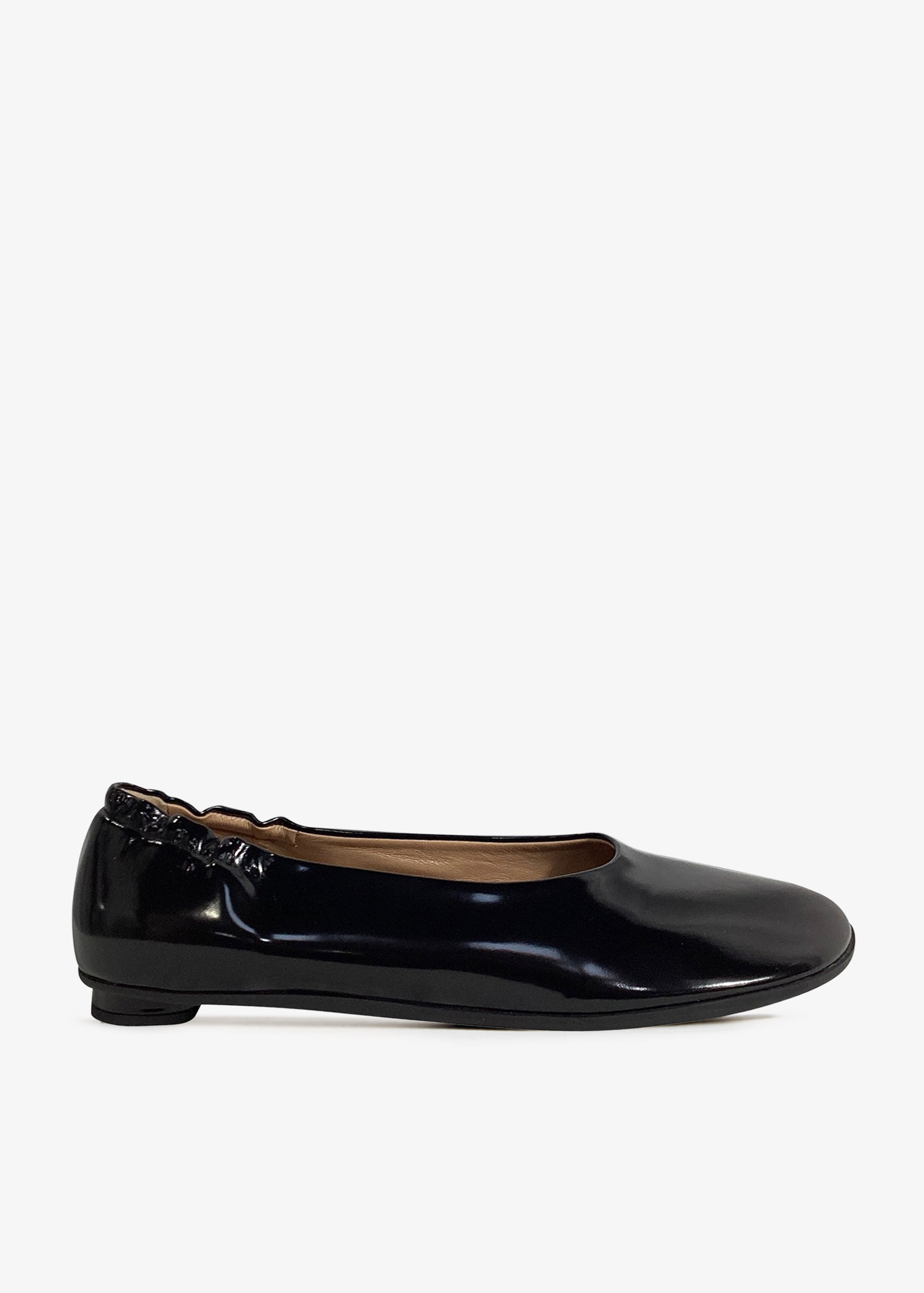 

Atomic ballerinas, Black