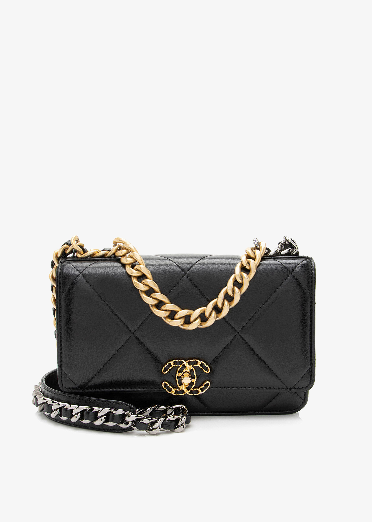 

Chanel 19 chain wallet, Black