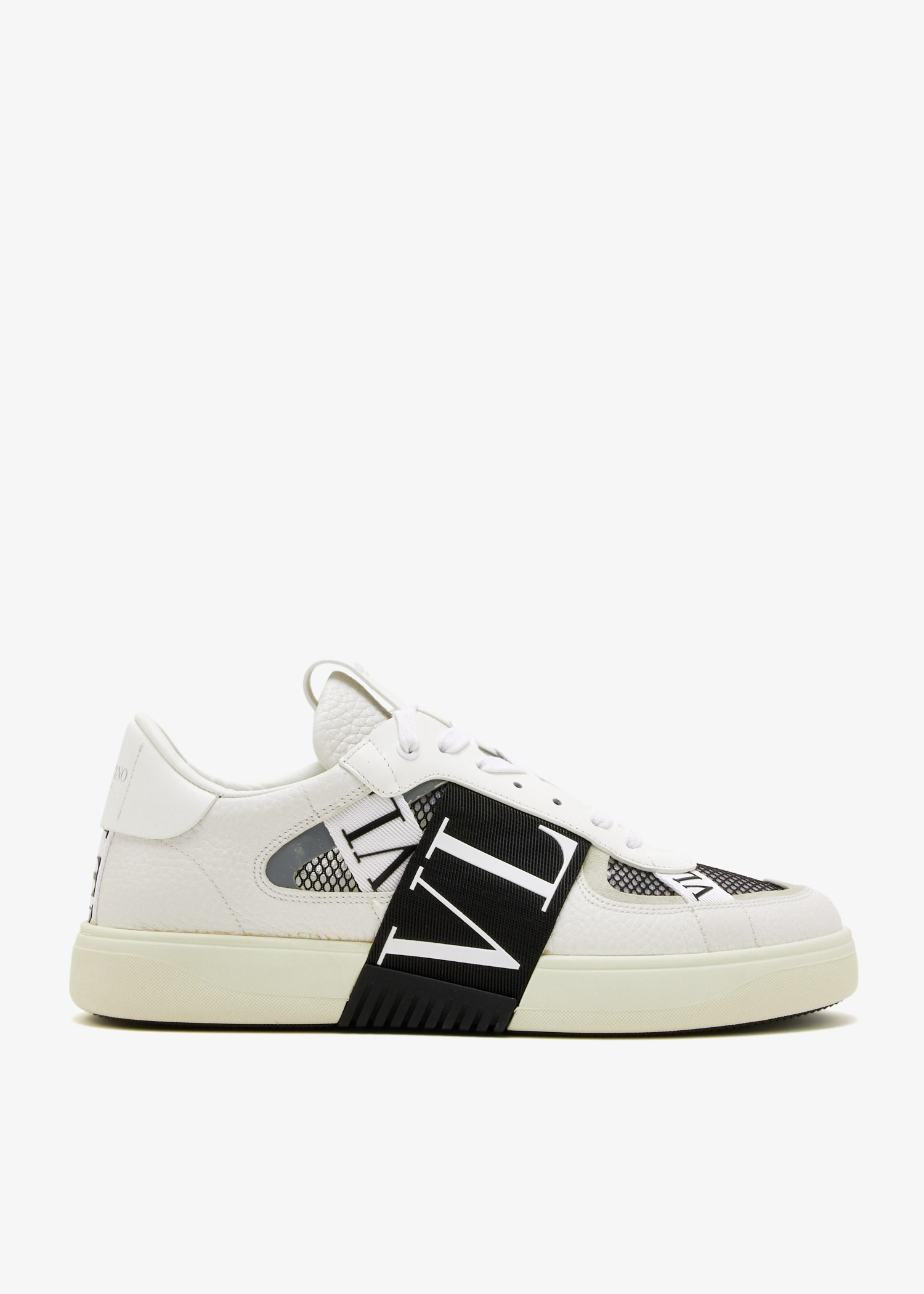 

VL7N sneakers, White