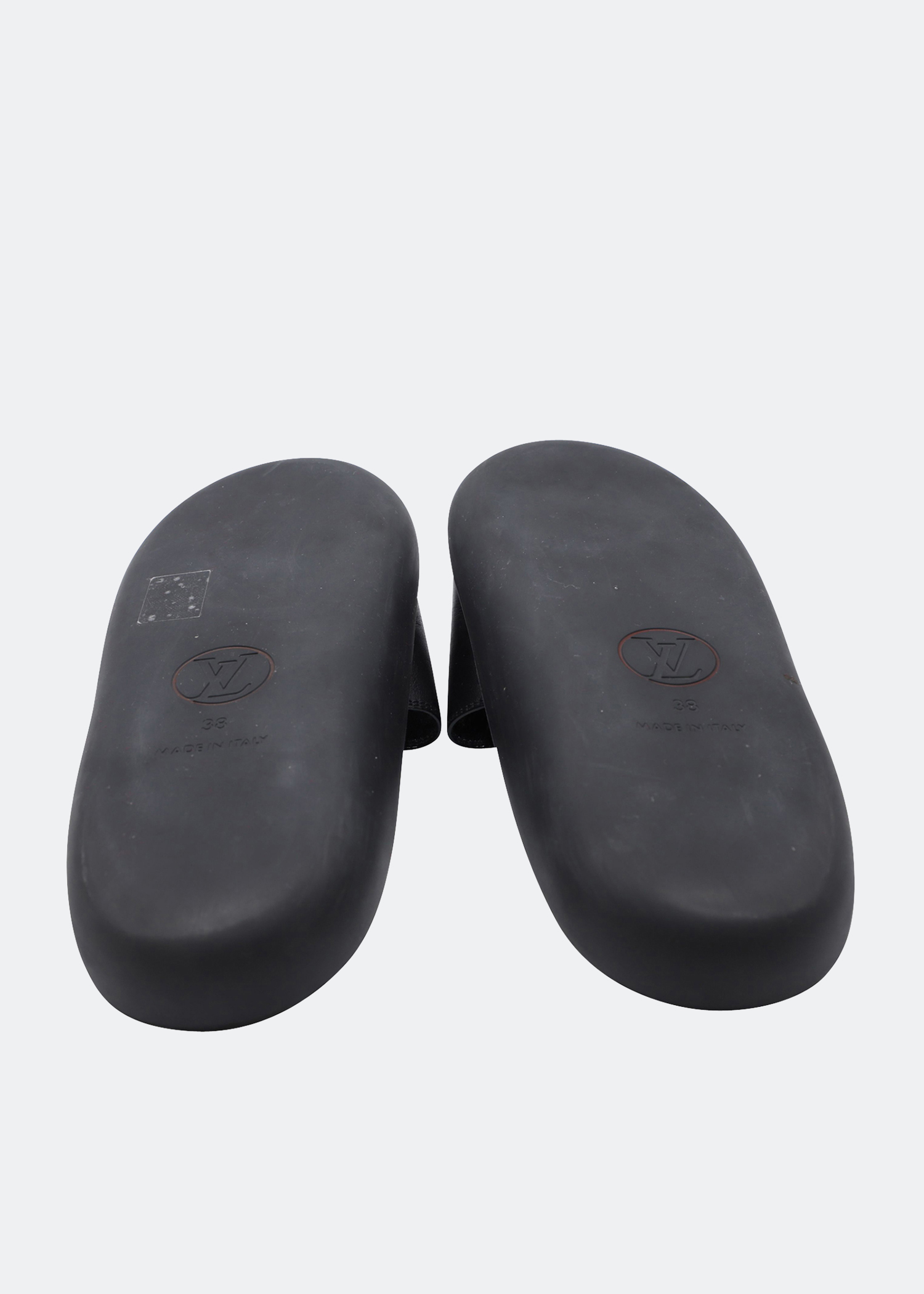 

Flamingo slides, Black