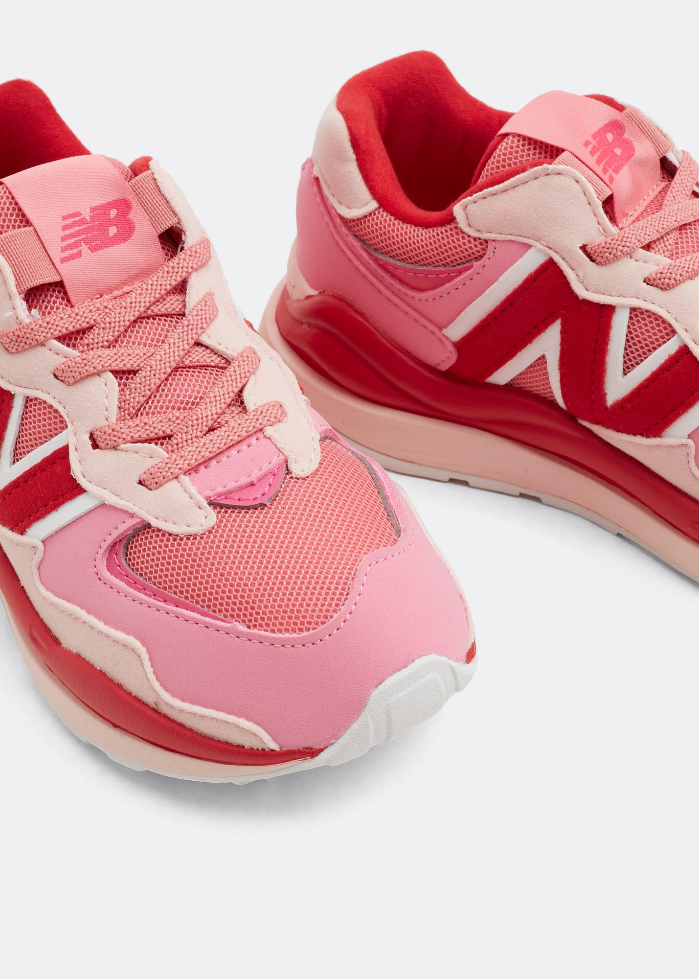 

5740 sneakers, Pink