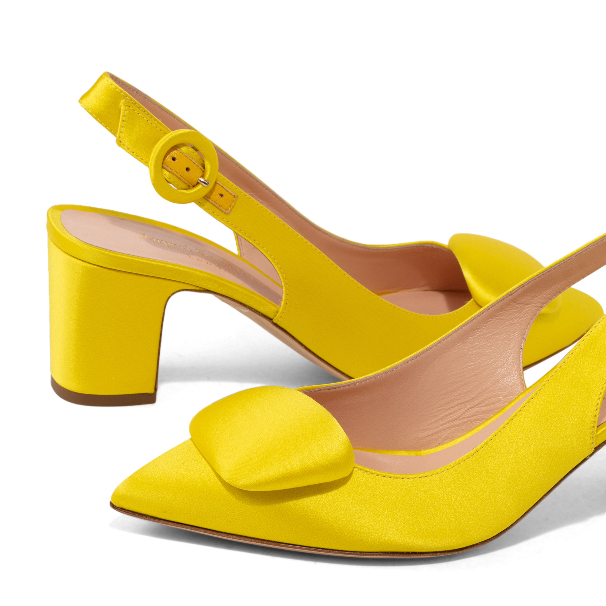 

Marina pumps, Yellow