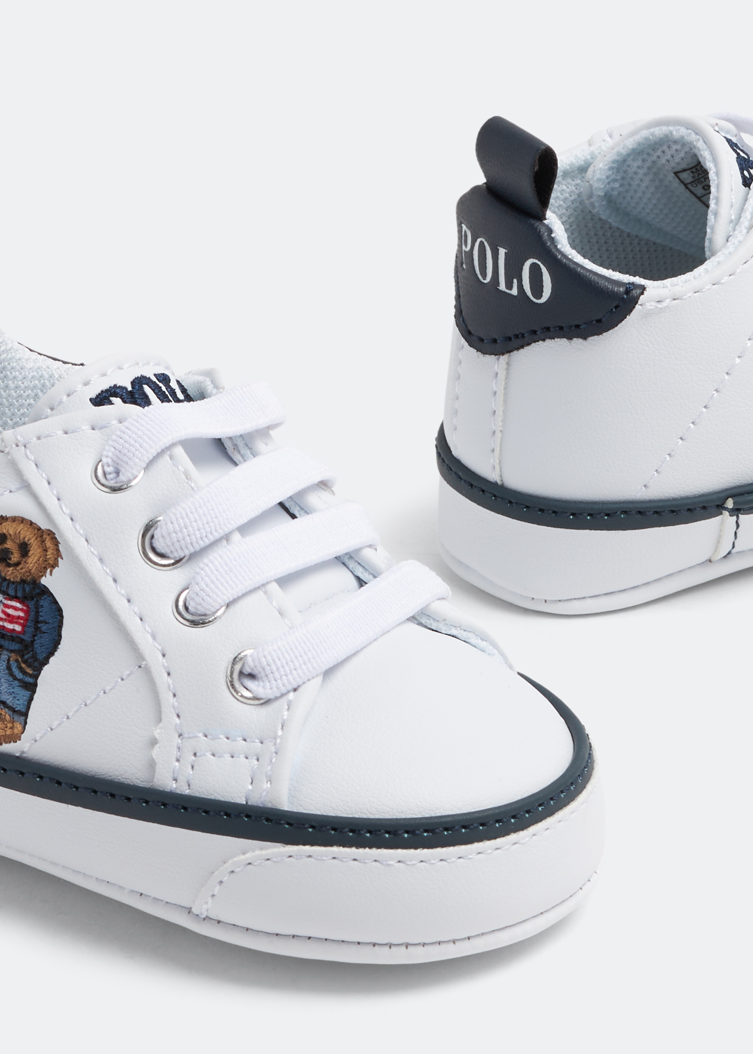

Quilton Bear crib shoes, White