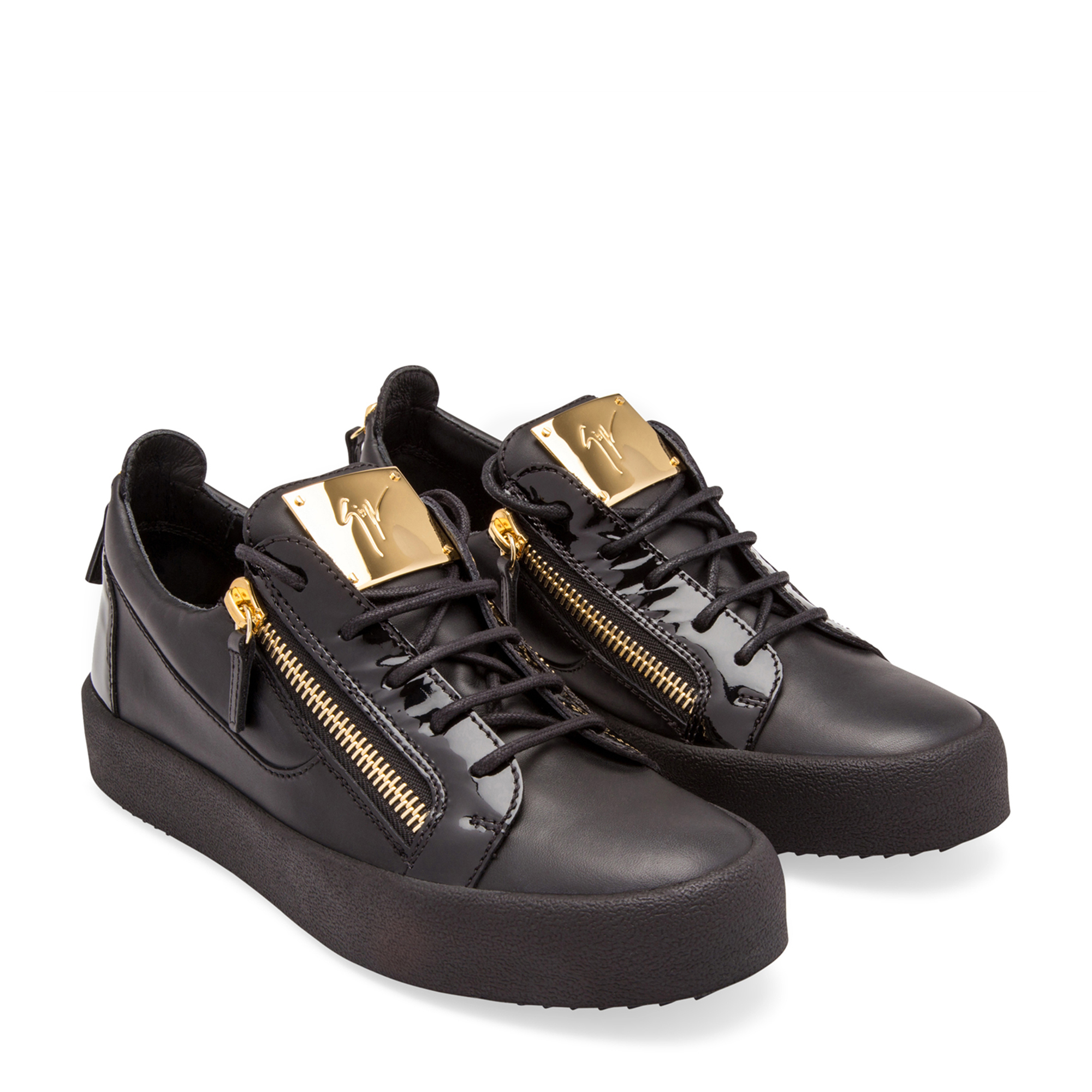 

Gold zip Low top Sneakers, Black