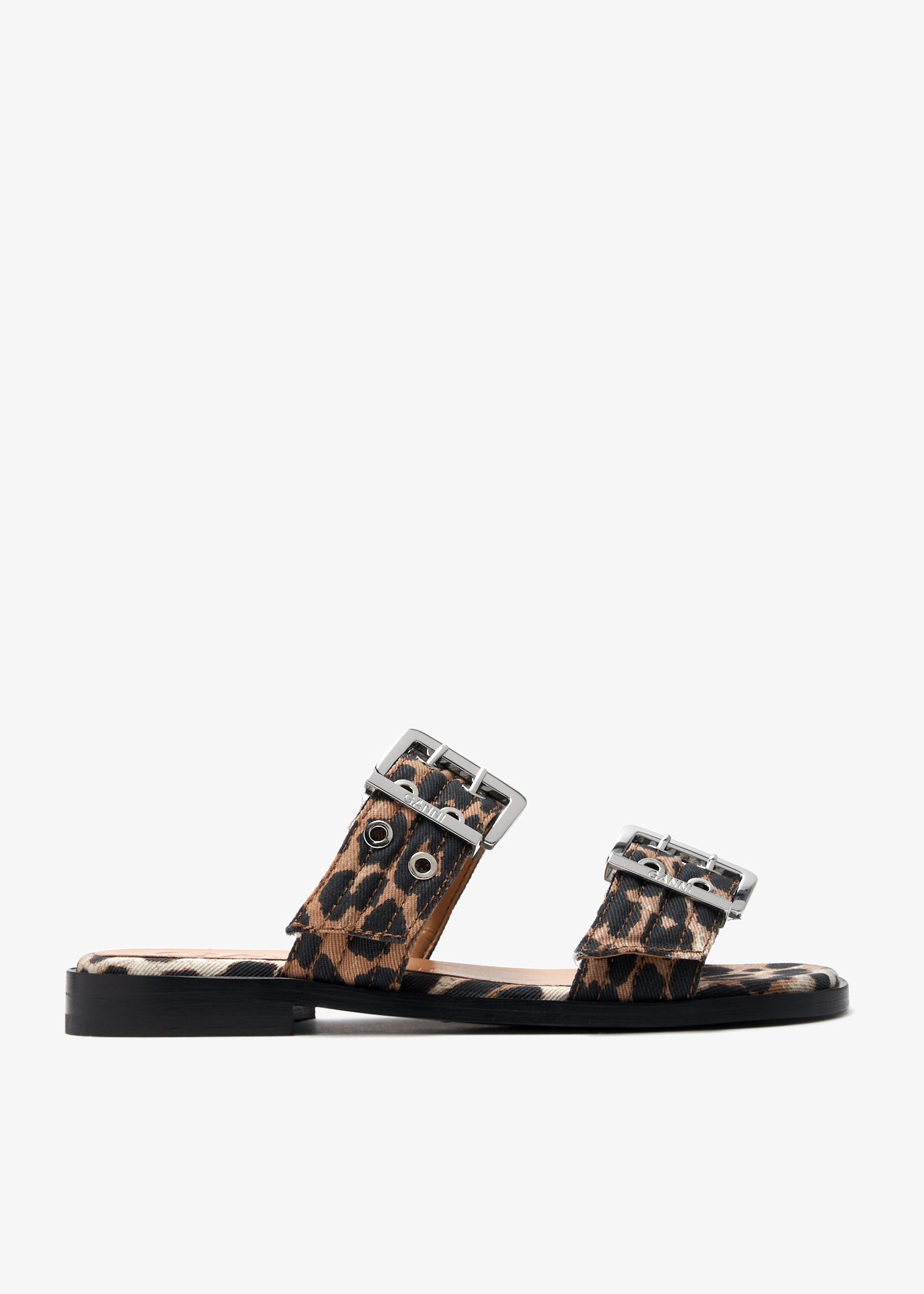 

Feminine buckle sandals, Animal printed