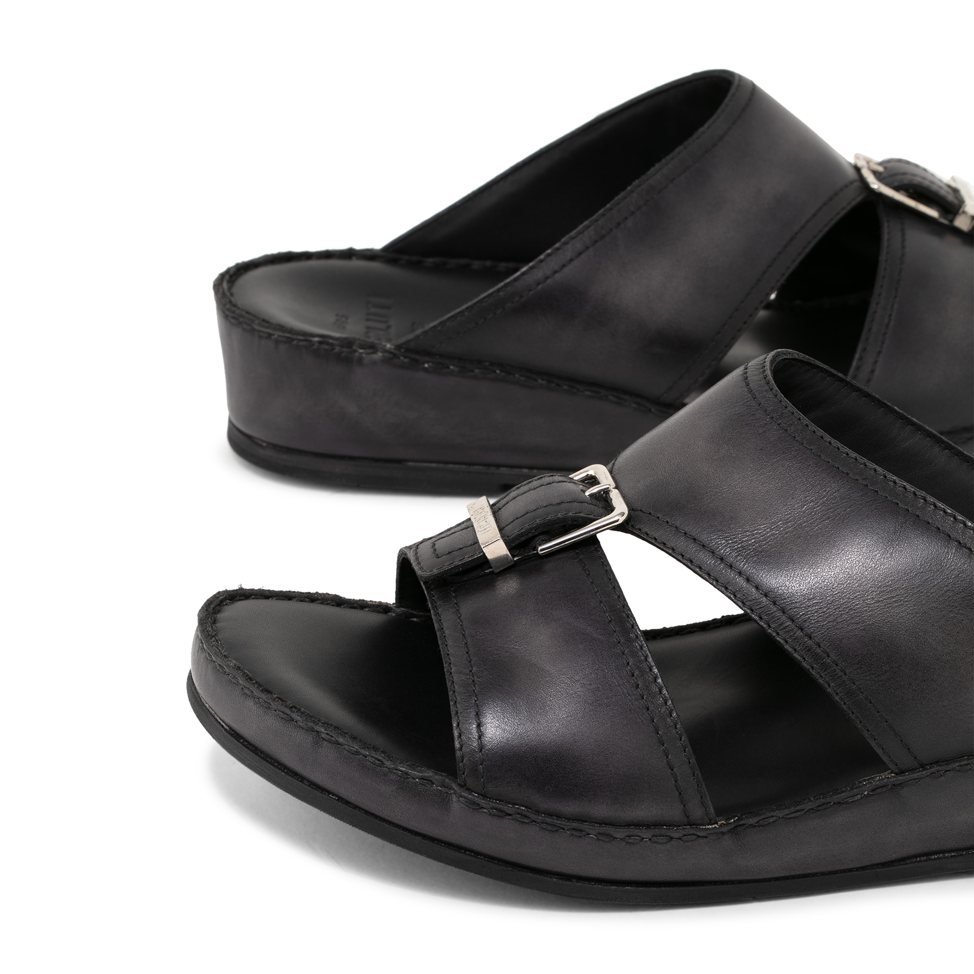 

Dubai leather sandals, Black