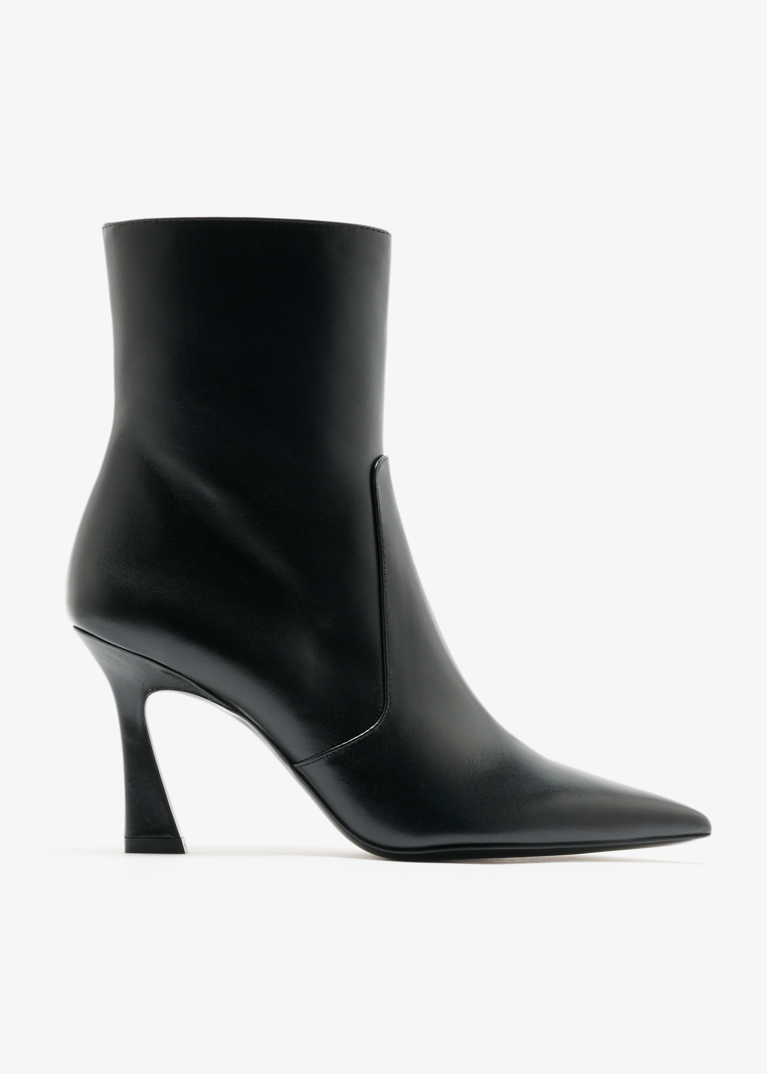 

Vinnie 85 booties, Black