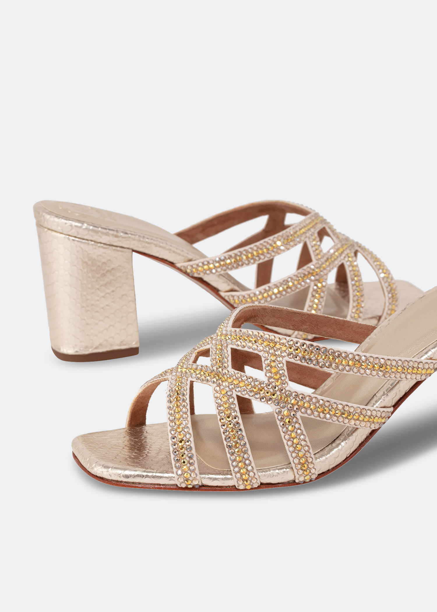

Valor sandals, Gold