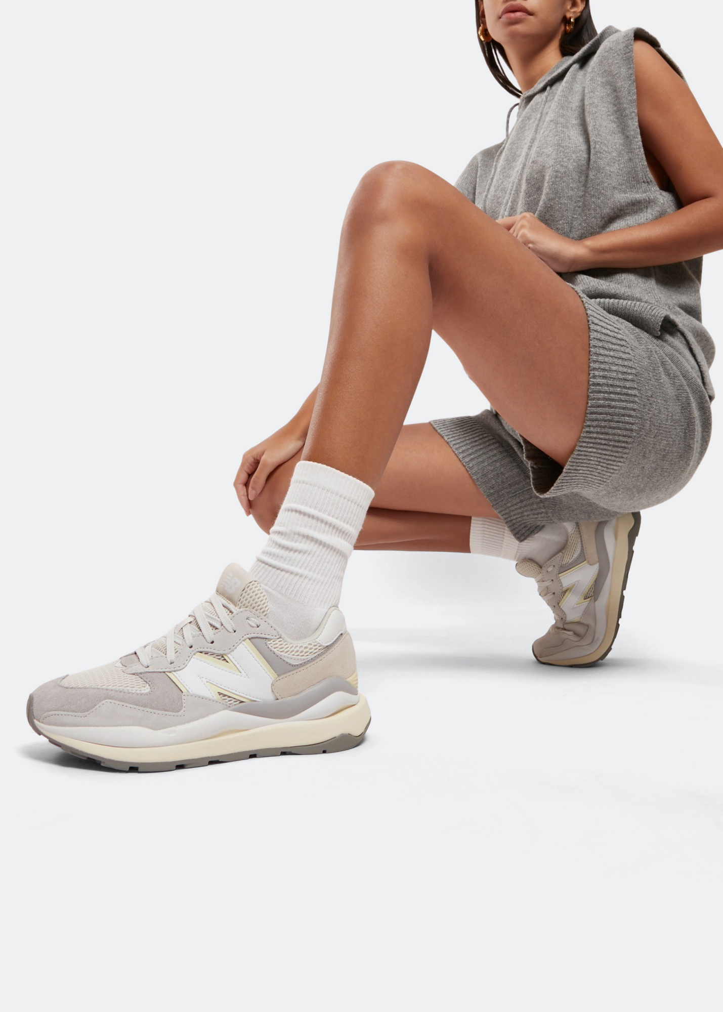 

5740 sneakers, Grey