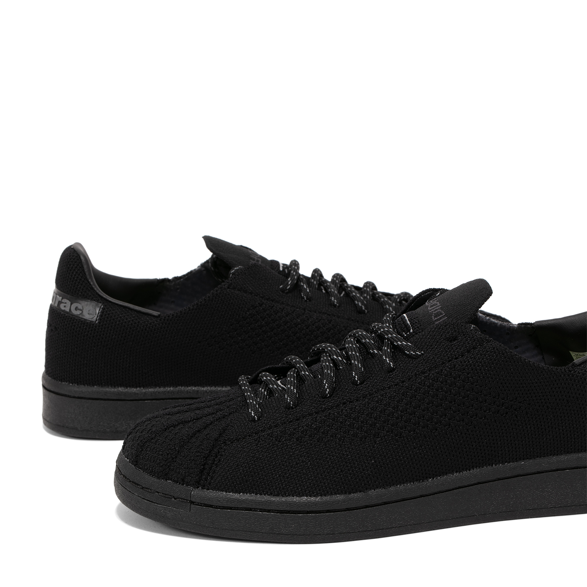 

x Pharrell Williams Superstar Primeknit sneakers, Black