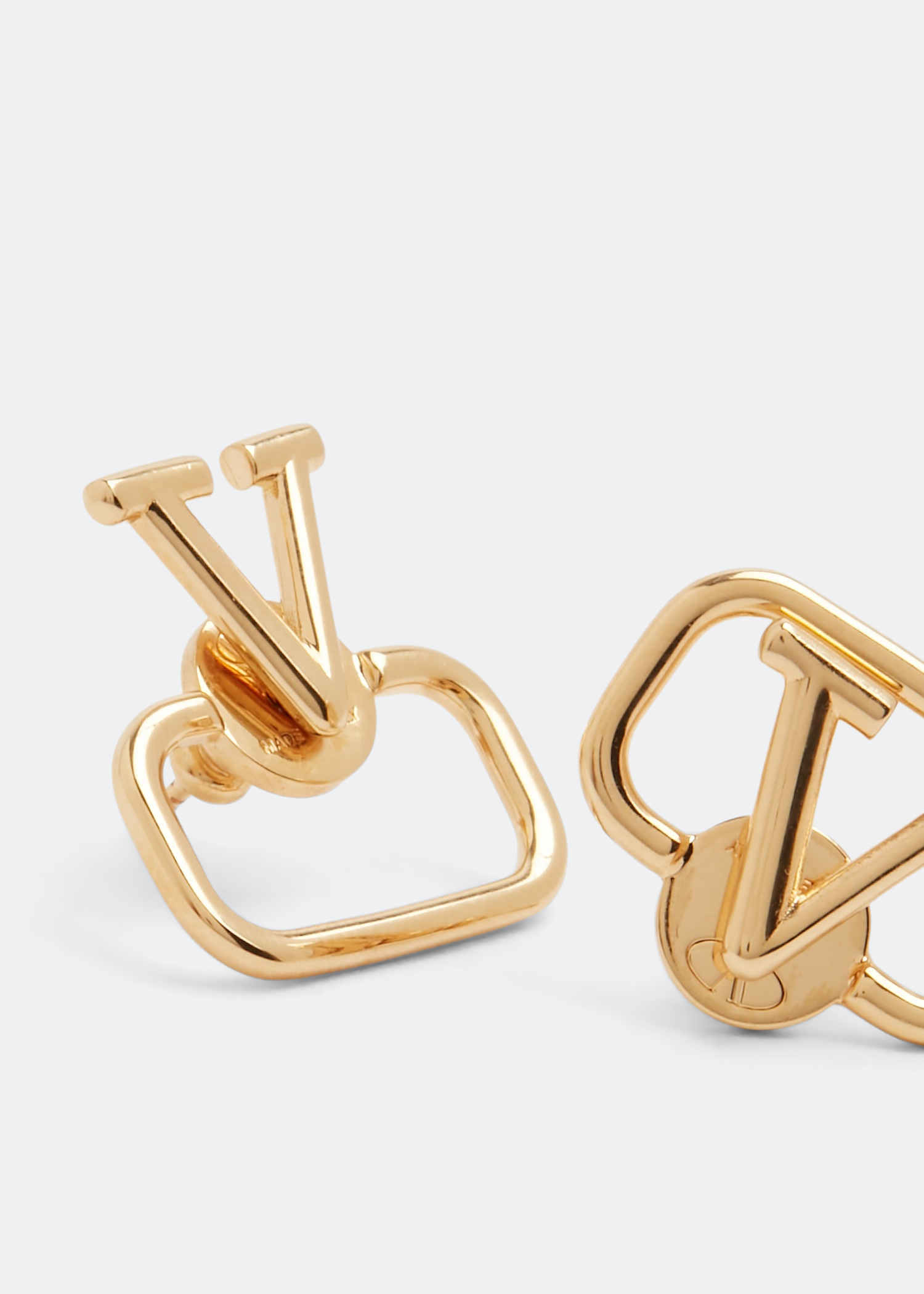 

VLogo Signature earrings, Gold