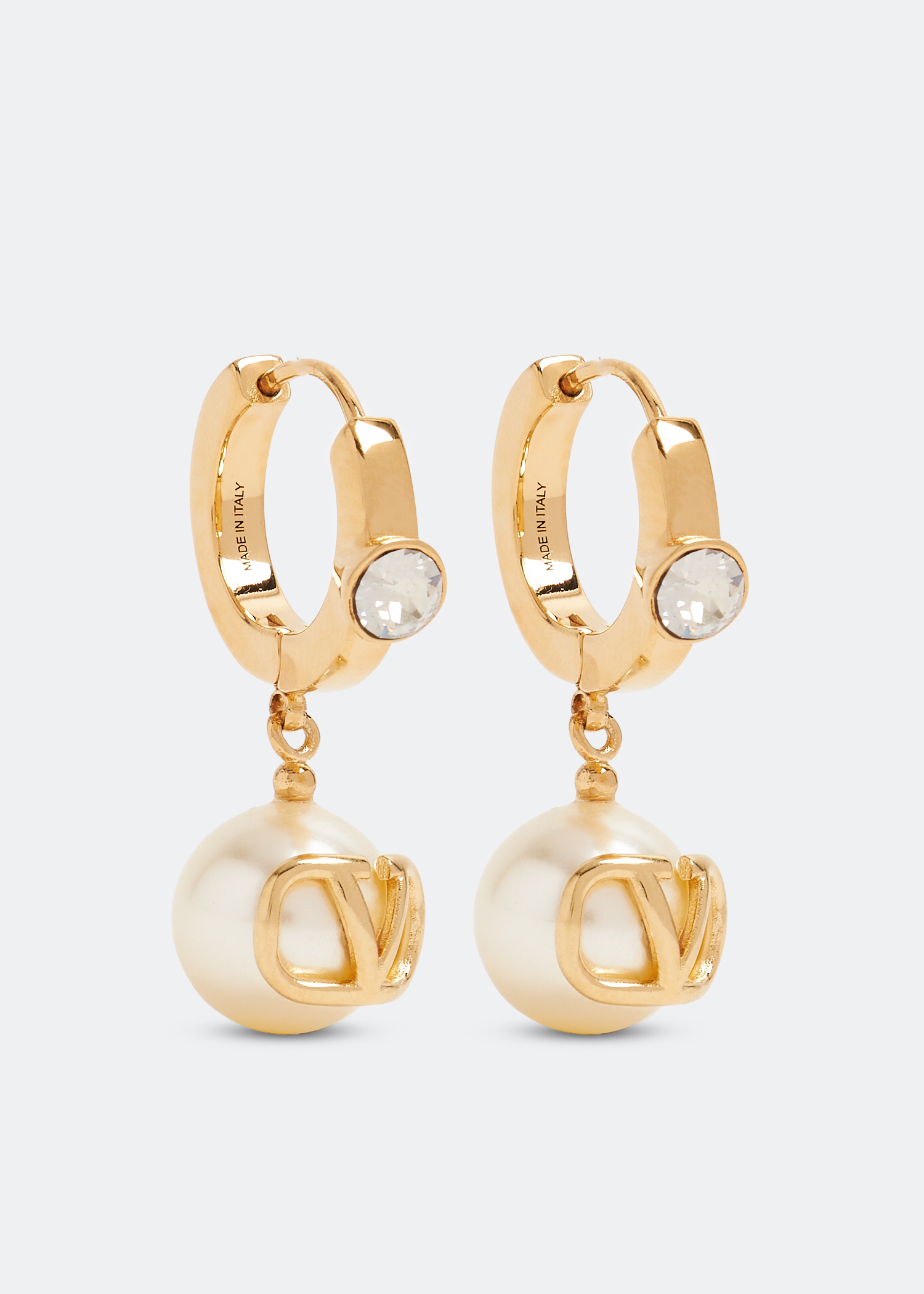 

VLogo Signature pearl earrings, Gold