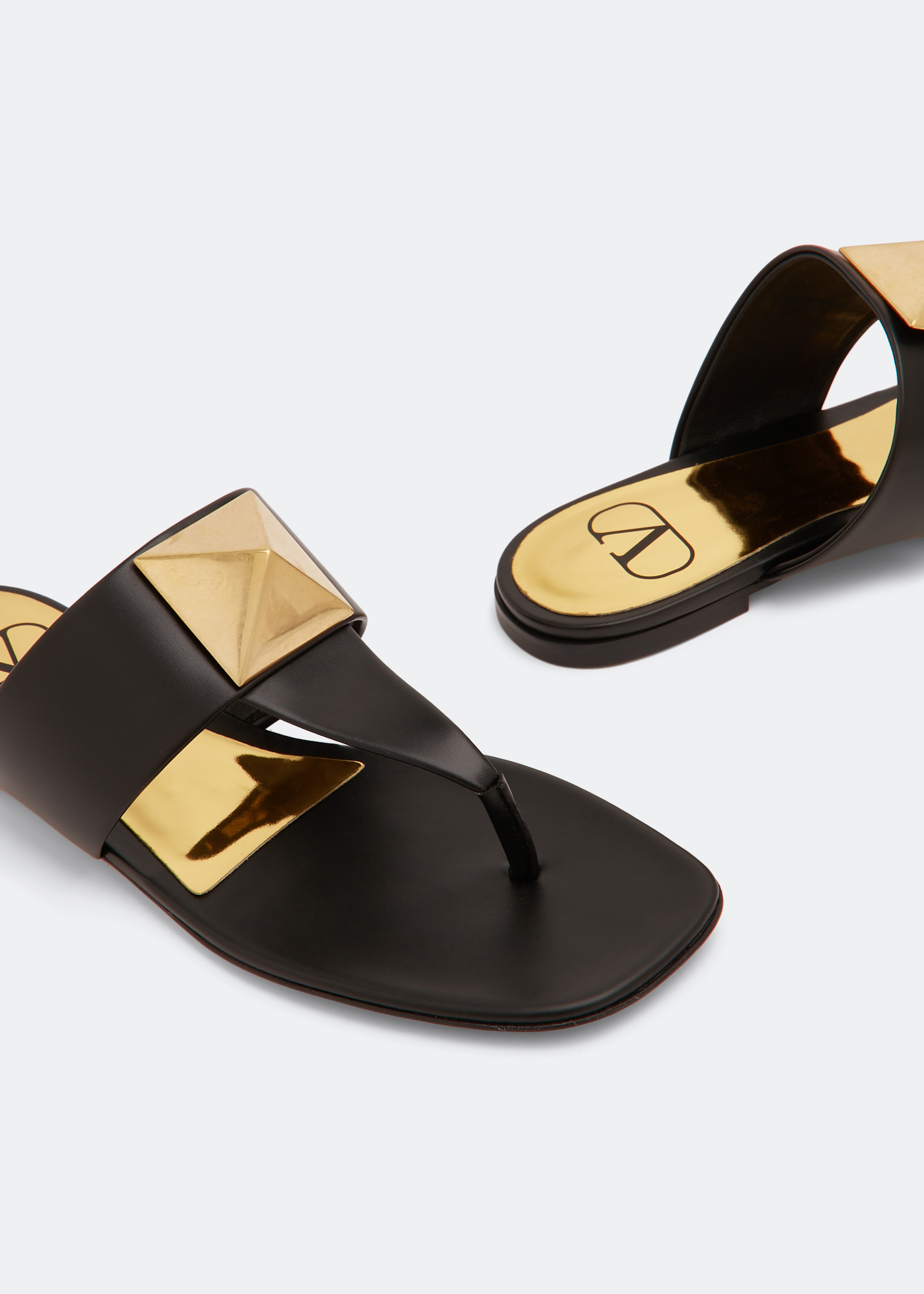 

One Stud thong sandals, Black