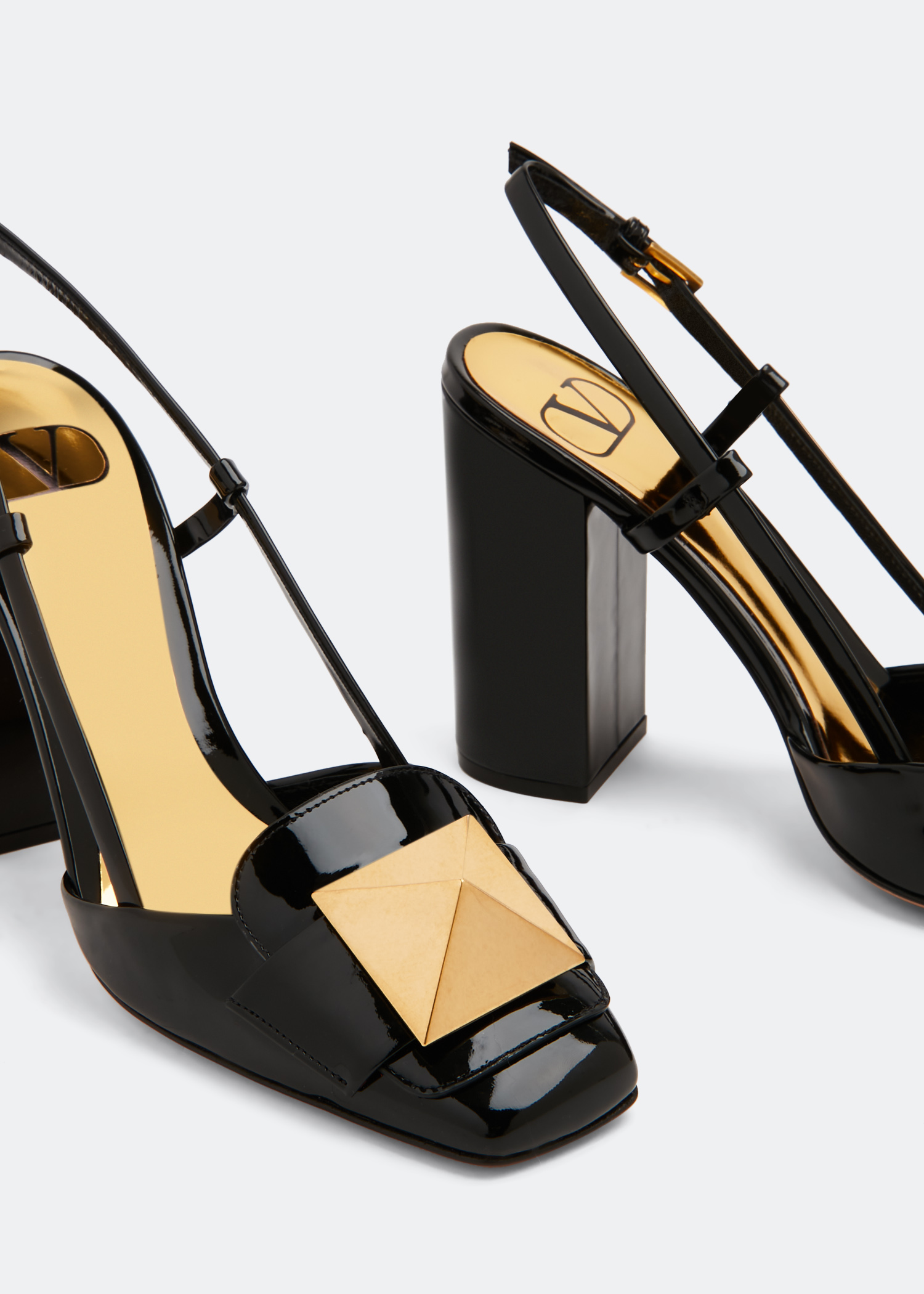 

One Stud slingback pumps, Black