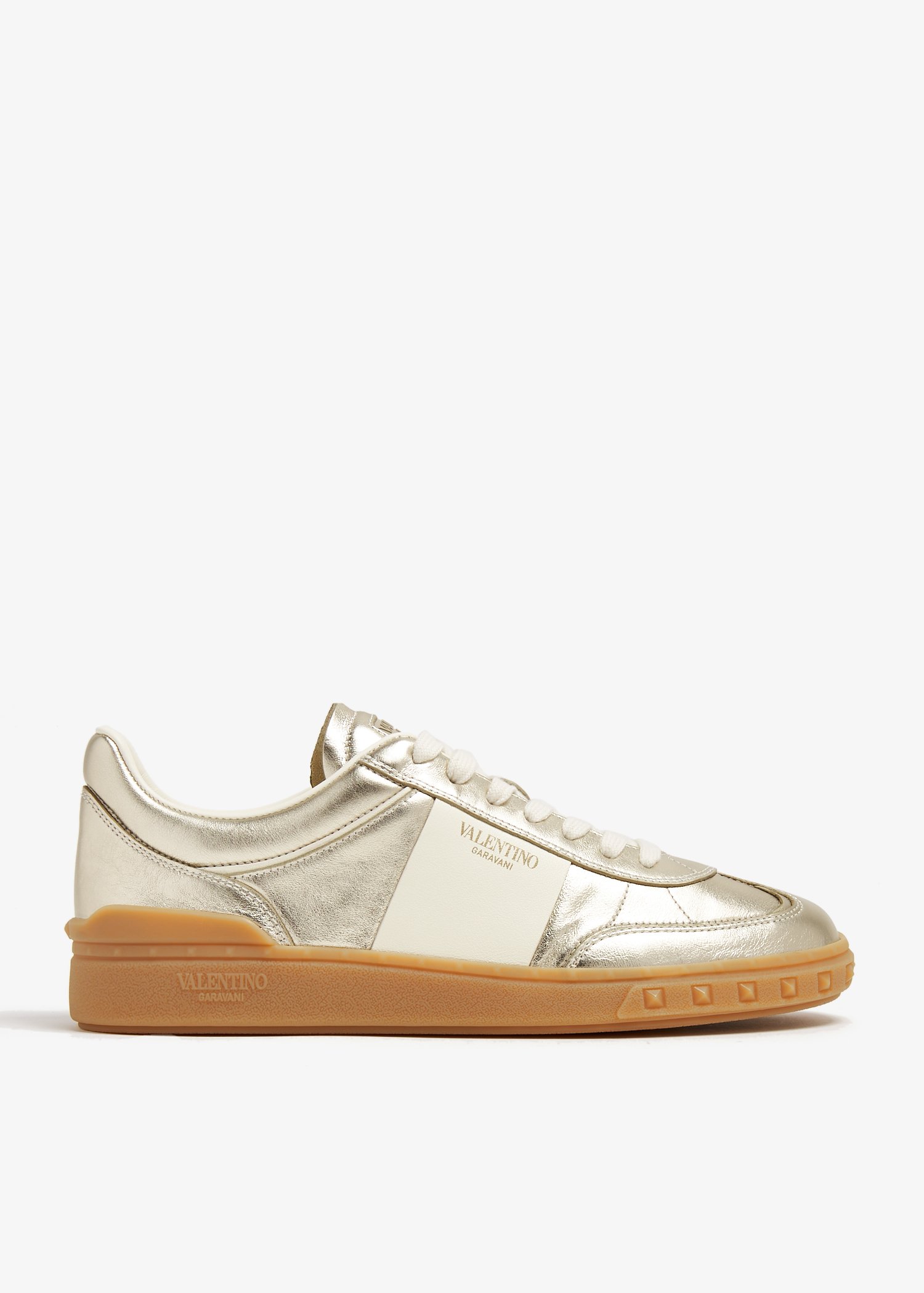 

Upvillage sneakers, Gold