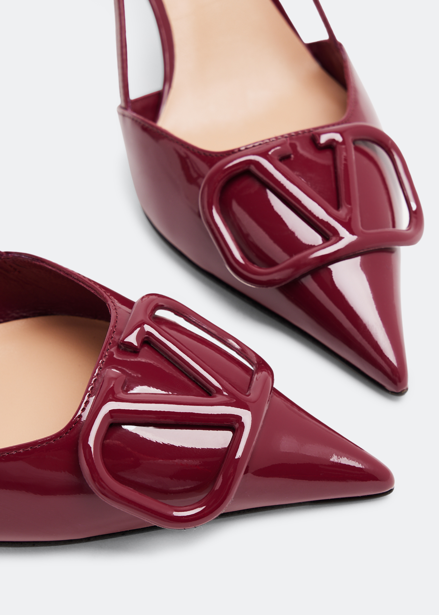

VLogo Signature slingback pumps, Burgundy