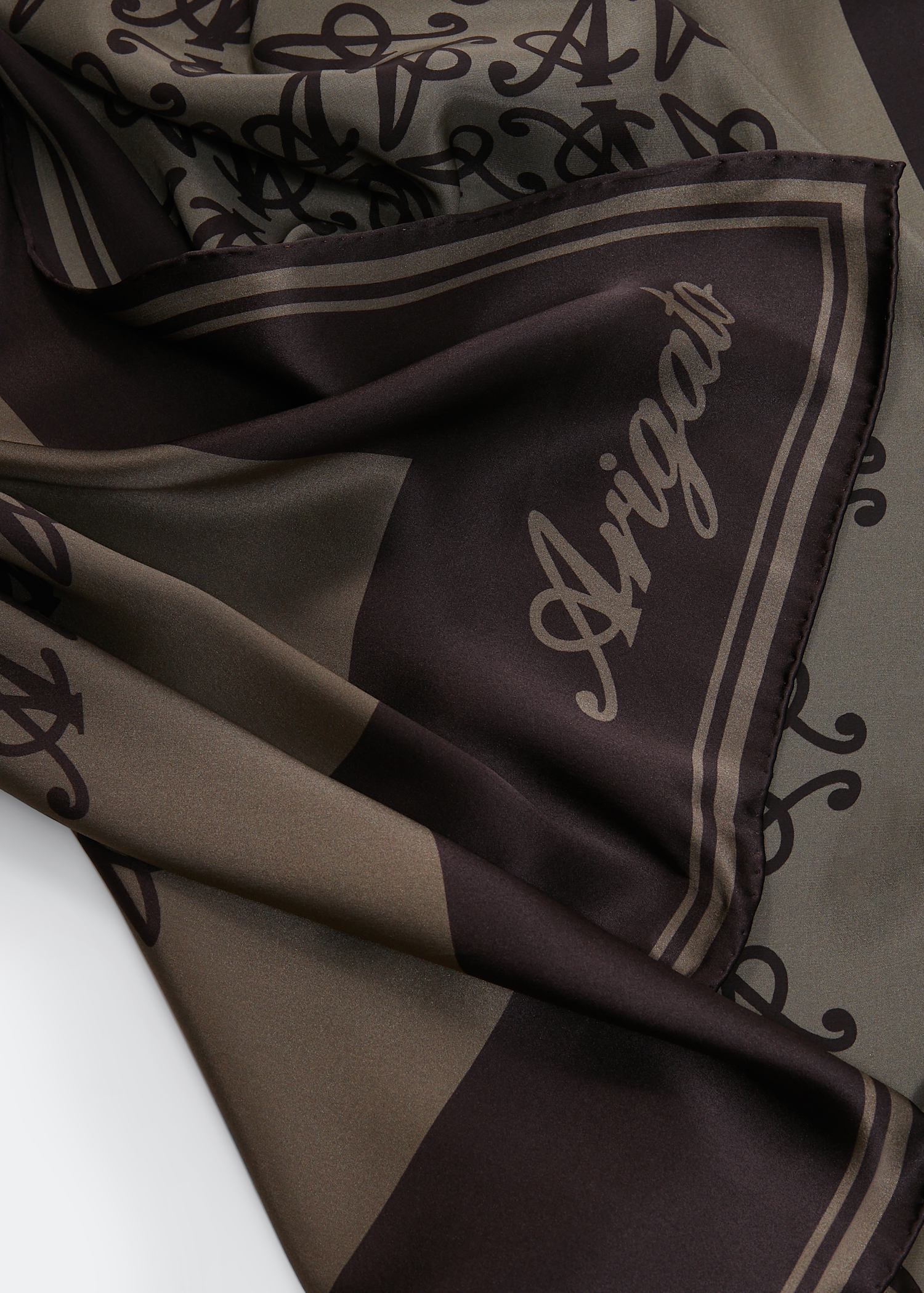 

Audrey scarf, Brown