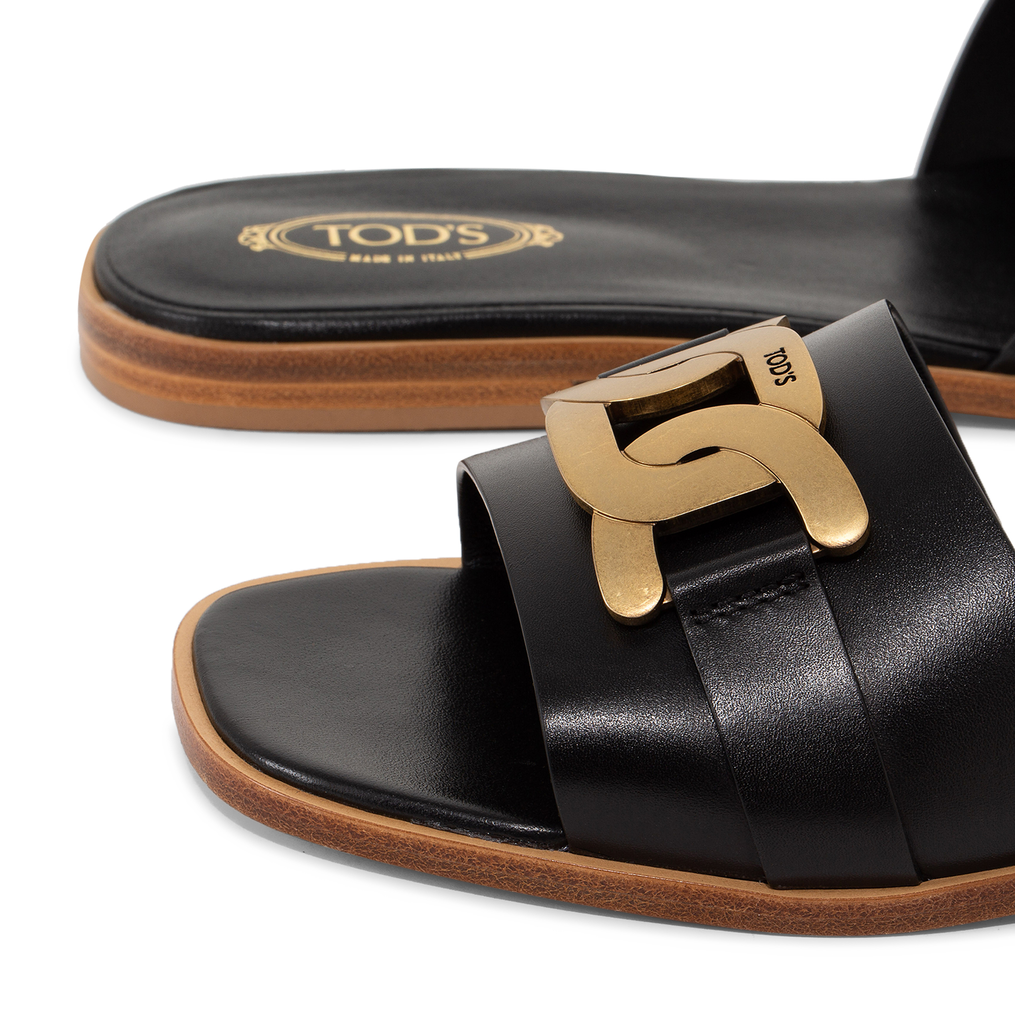 

Leather flat sandals, Black